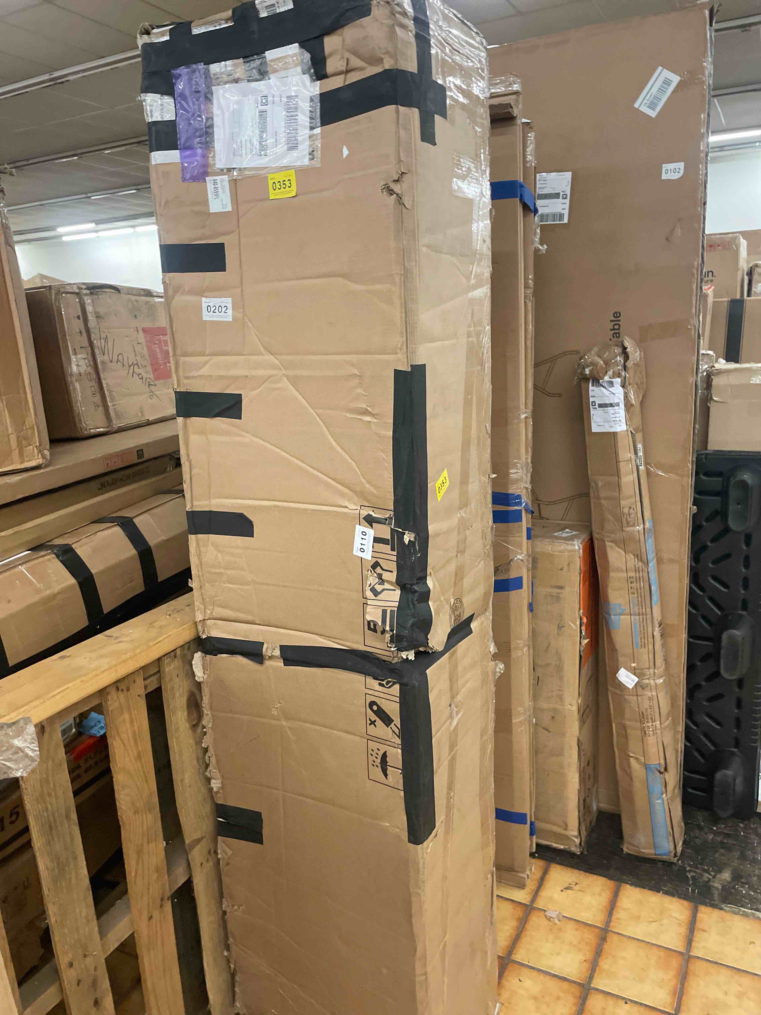 https://s3.amazonaws.com/lotting-images-prod/phillipi/GRA2160579_1759284537871.jpeg