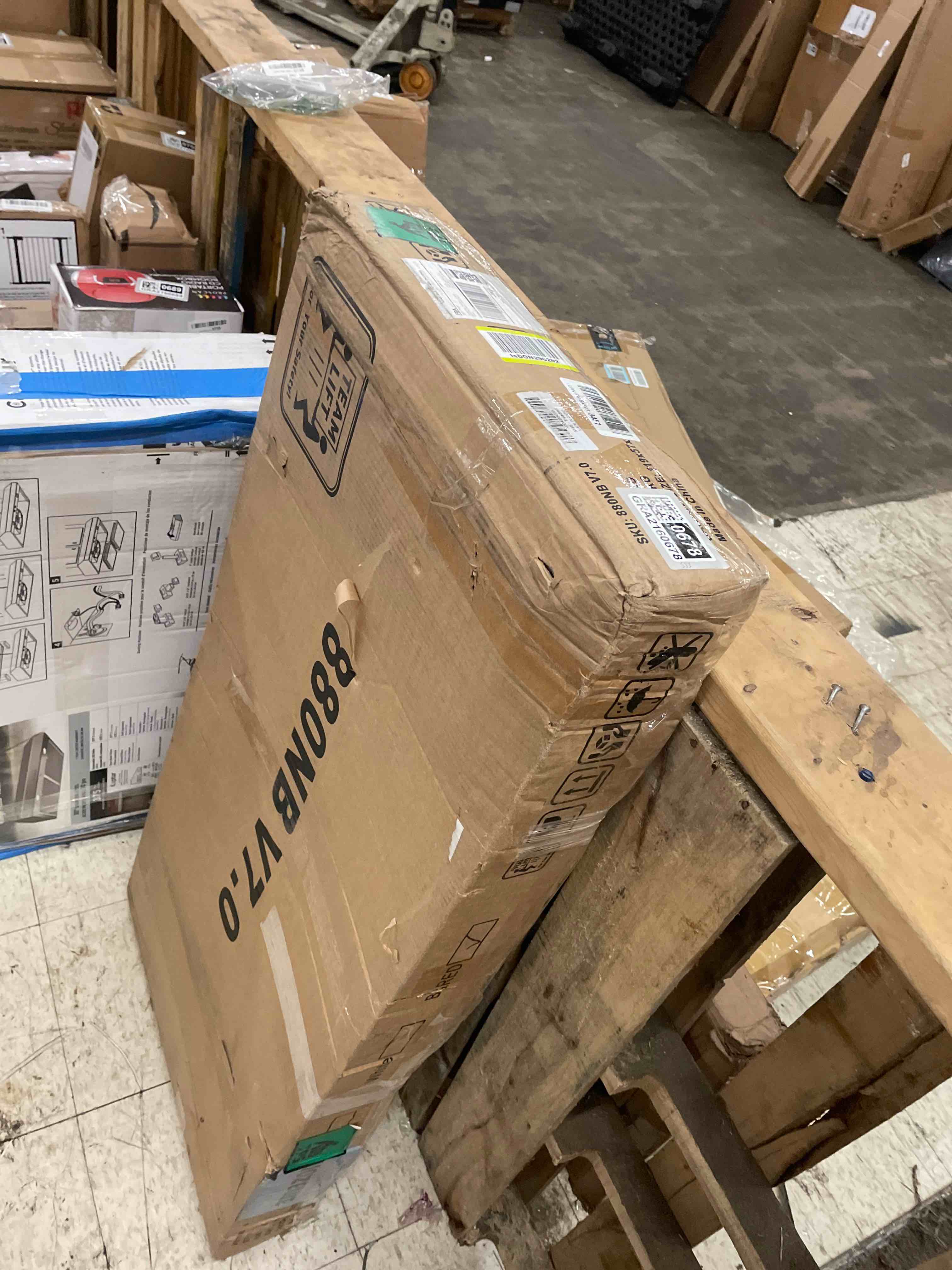 https://s3.amazonaws.com/lotting-images-prod/phillipi/GRA2160678_1760090350539.jpeg