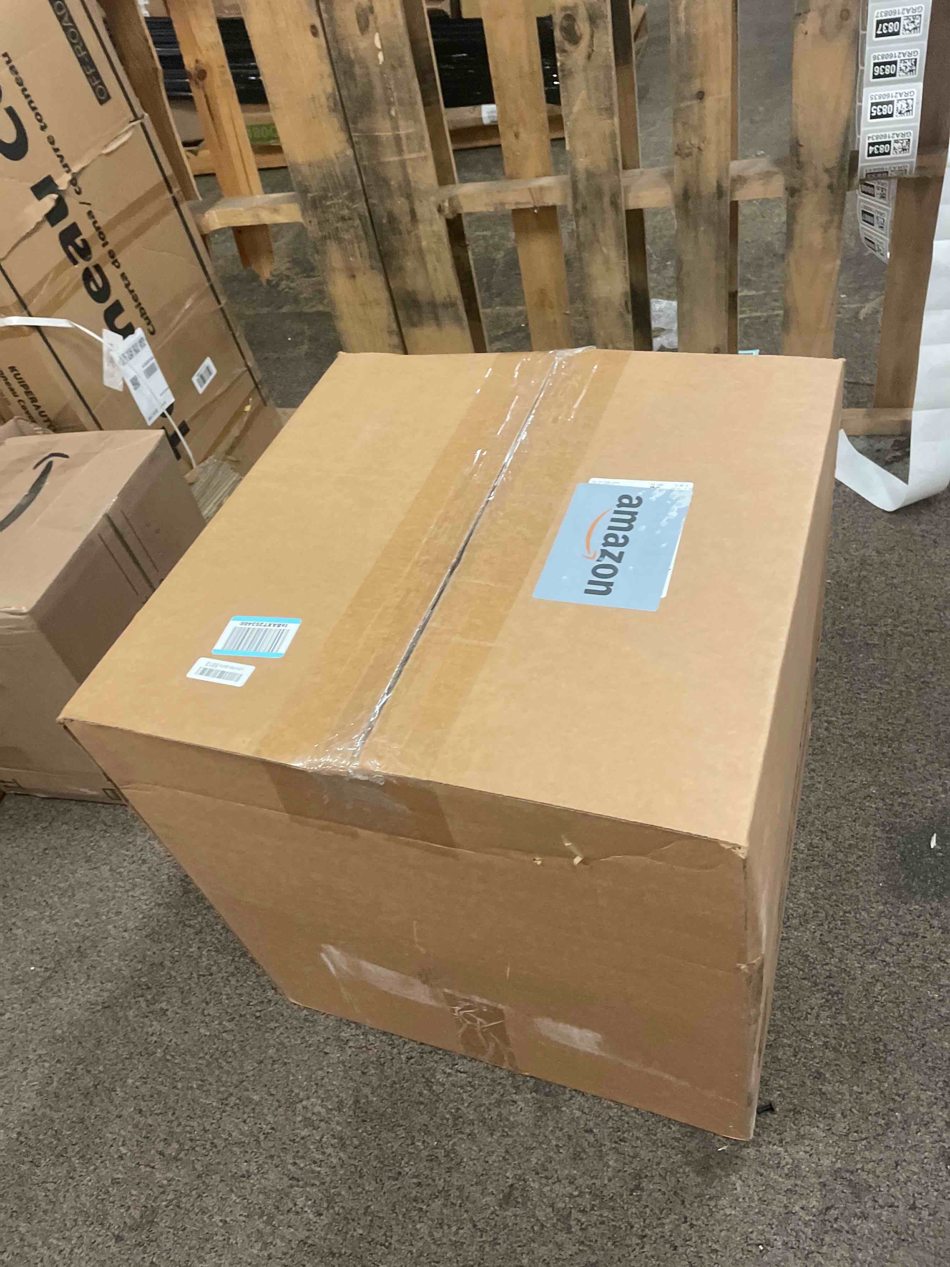 https://s3.amazonaws.com/lotting-images-prod/phillipi/GRA2160788_1760415705898.jpeg