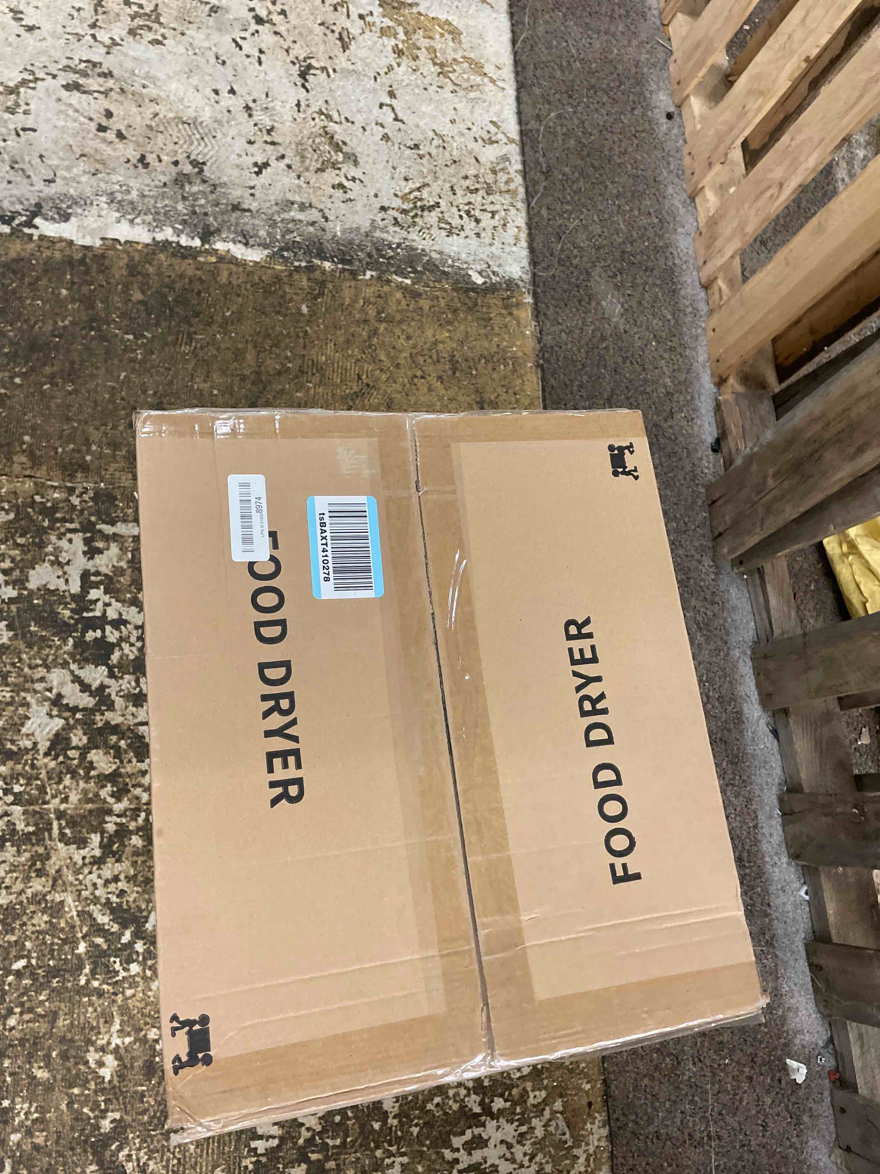 https://s3.amazonaws.com/lotting-images-prod/phillipi/GRA2160873_1761002027865.jpeg