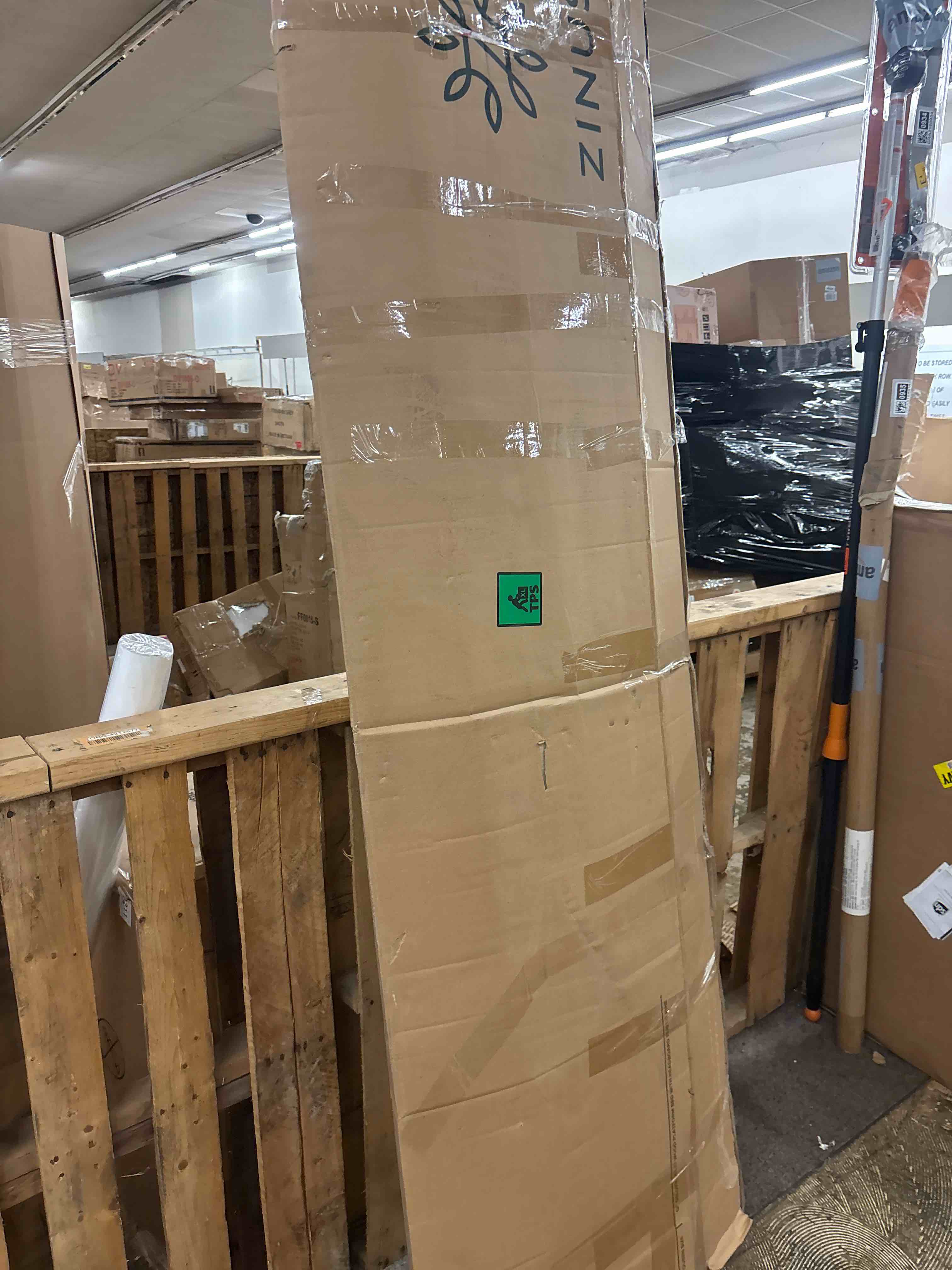 https://s3.amazonaws.com/lotting-images-prod/phillipi/GRA2160936_1761024856347.jpeg