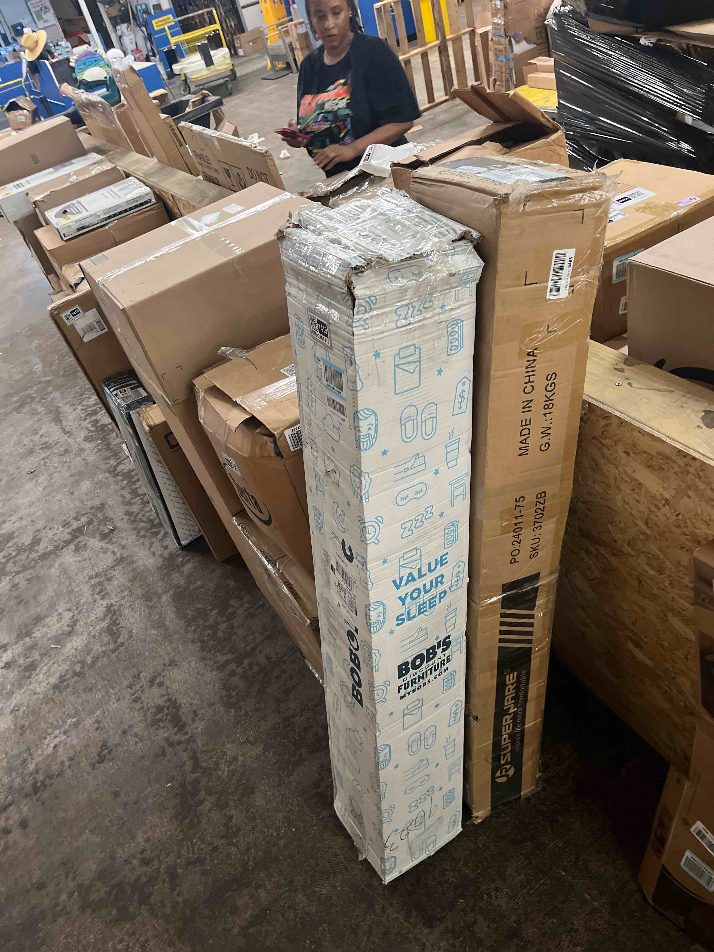 https://s3.amazonaws.com/lotting-images-prod/phillipi/GRA2161419_1756165768594.jpeg