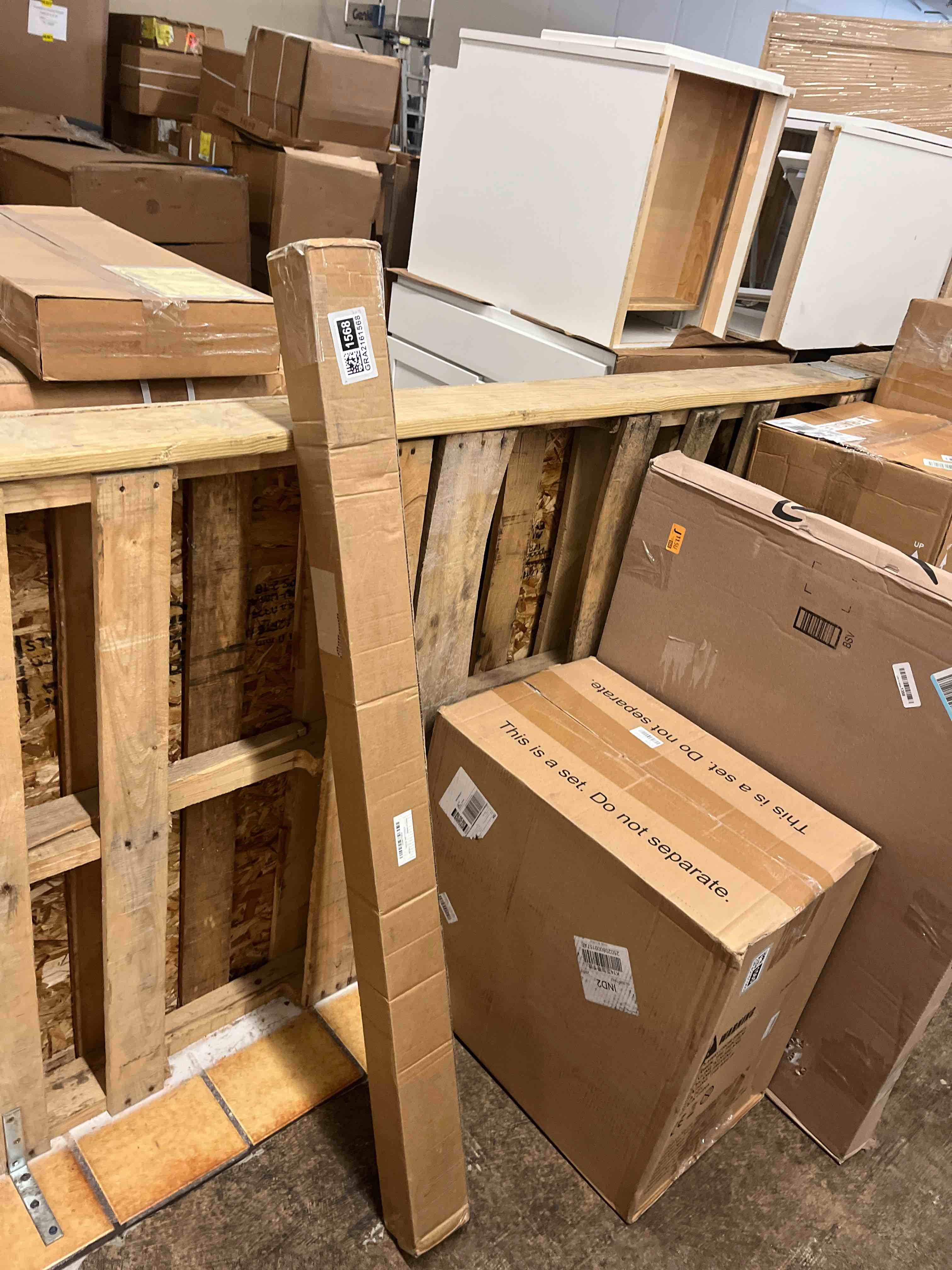 https://s3.amazonaws.com/lotting-images-prod/phillipi/GRA2161568_1756320358021.jpeg