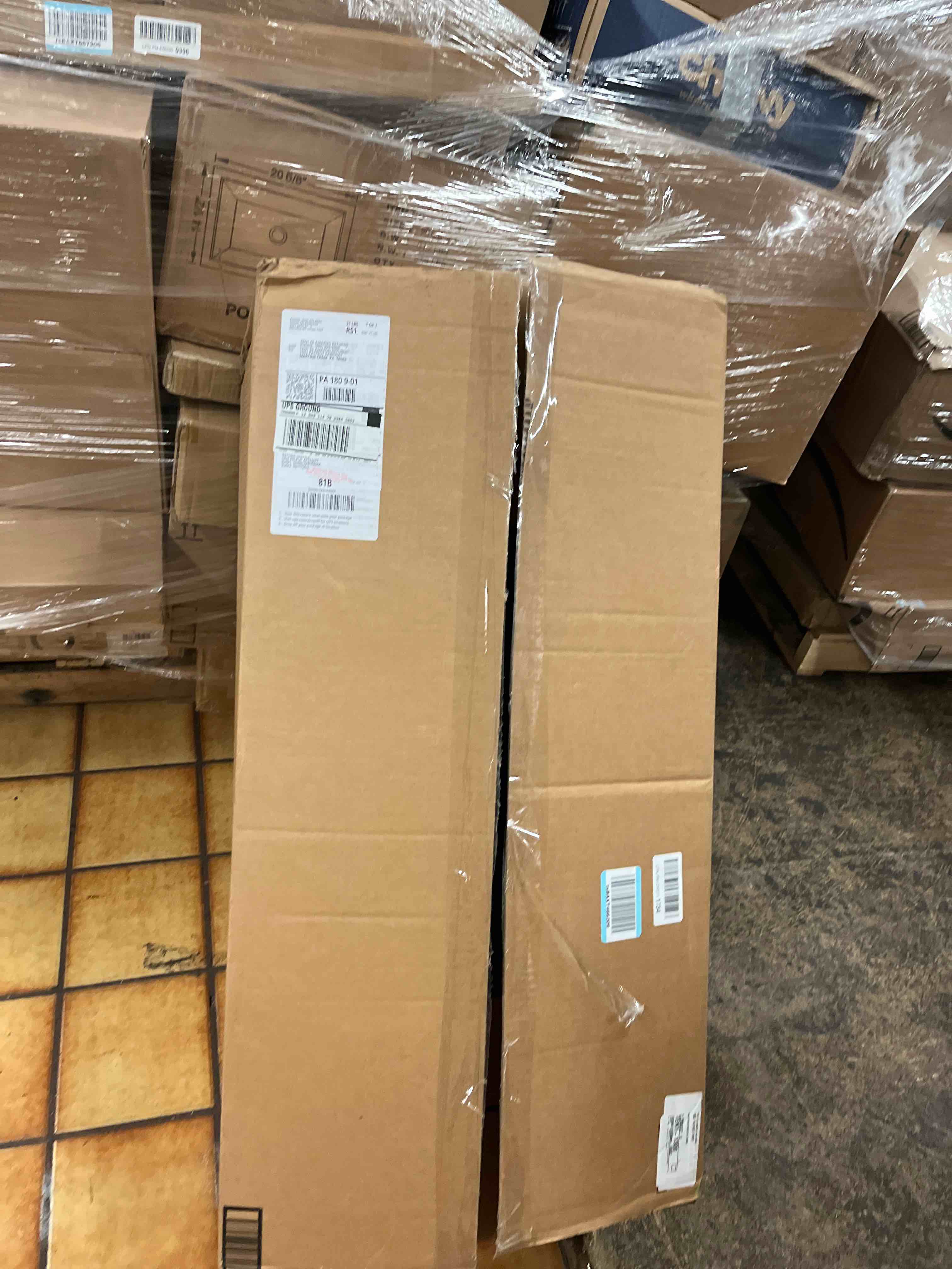 https://s3.amazonaws.com/lotting-images-prod/phillipi/GRA2161677_1756314858012.jpeg