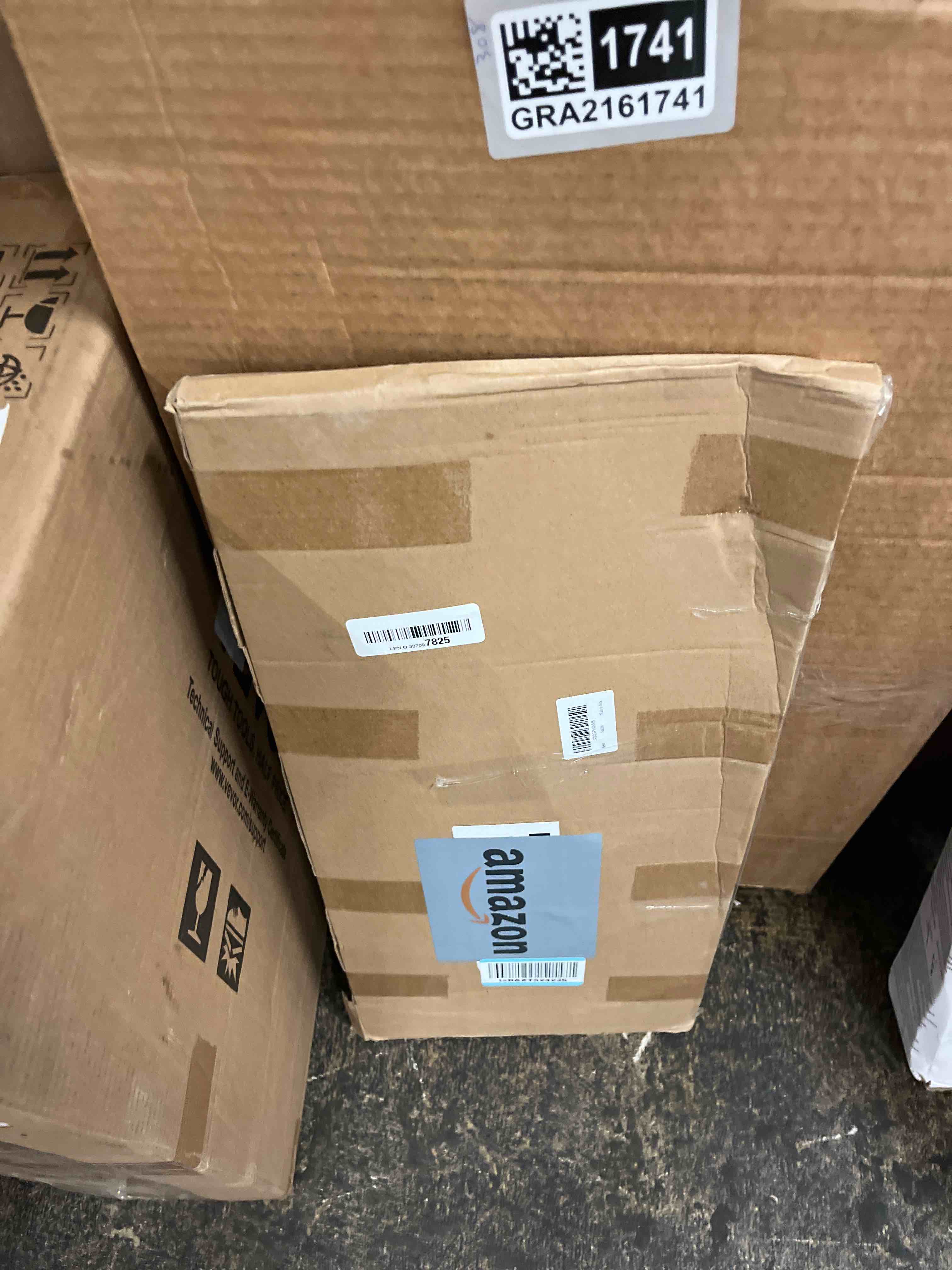 https://s3.amazonaws.com/lotting-images-prod/phillipi/GRA2161727_1756342961351.jpeg