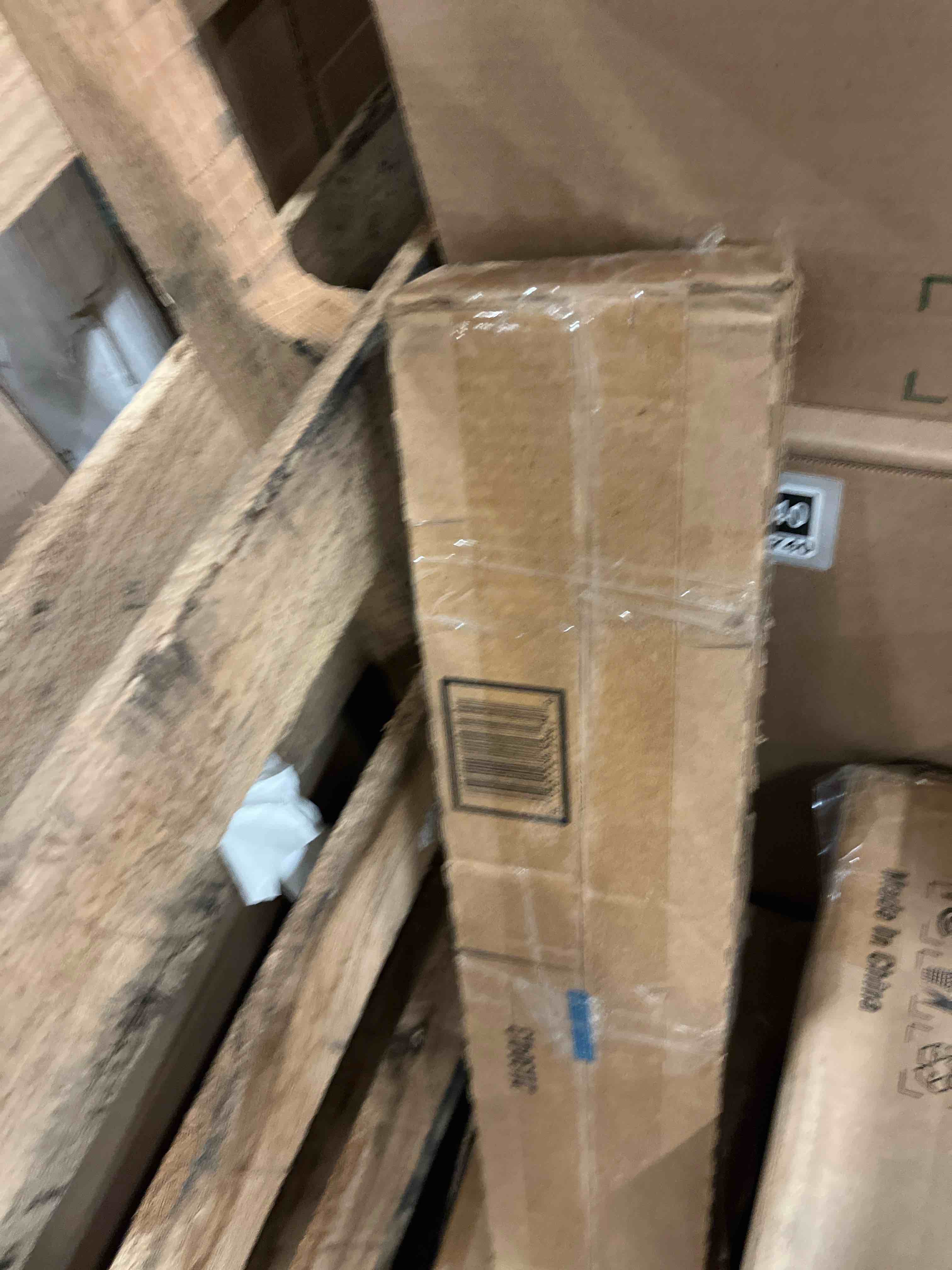 https://s3.amazonaws.com/lotting-images-prod/phillipi/GRA2161734_1756341894241.jpeg