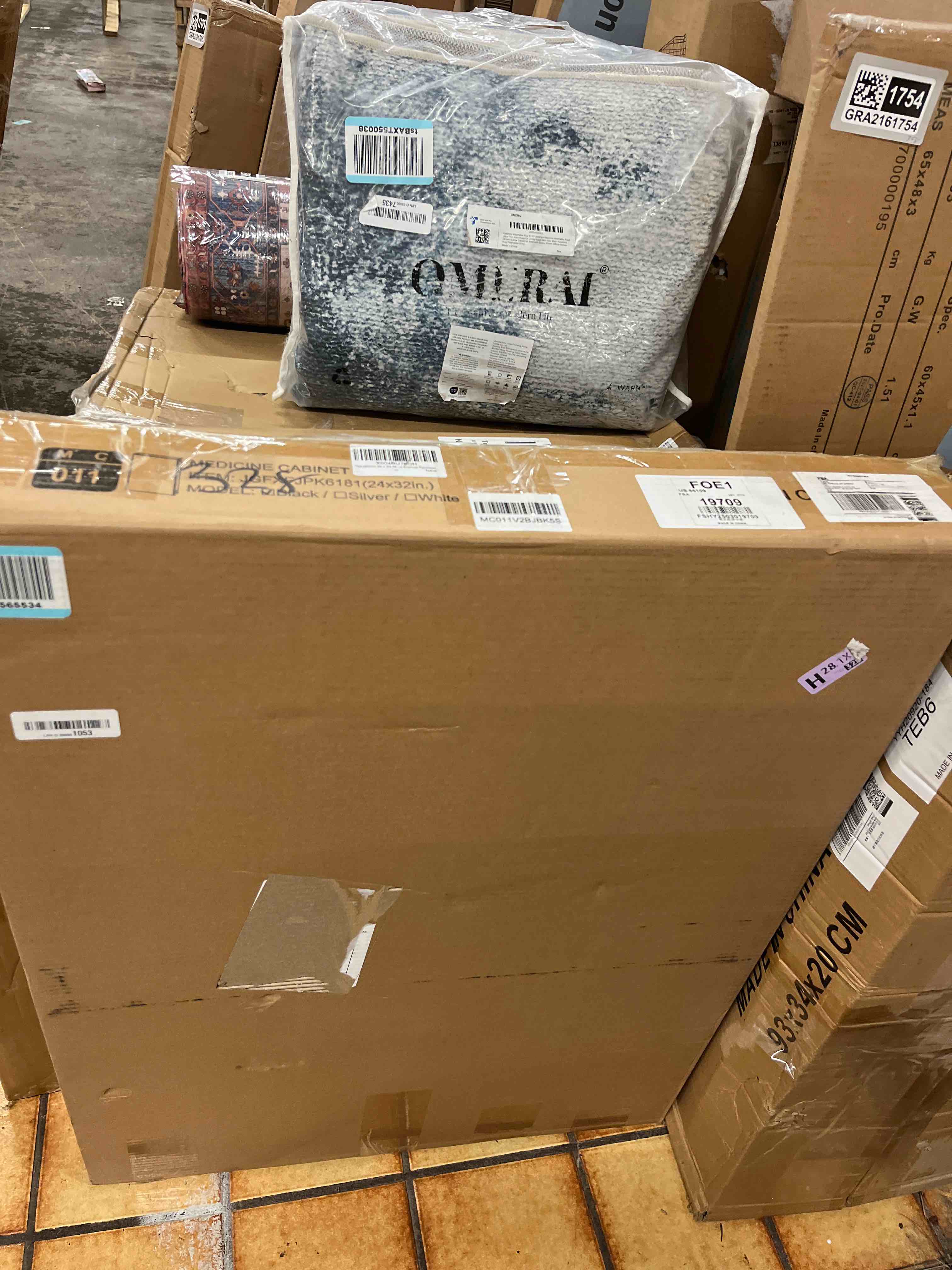 https://s3.amazonaws.com/lotting-images-prod/phillipi/GRA2161756_1756348178400.jpeg