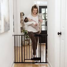 summer infant ingenuity thruway 52w series pet and baby gate with glideopen, 29"-52" wide, 28" tall, pressure or hardware mounted, install on wall or banister in doorway or hallway - espresso