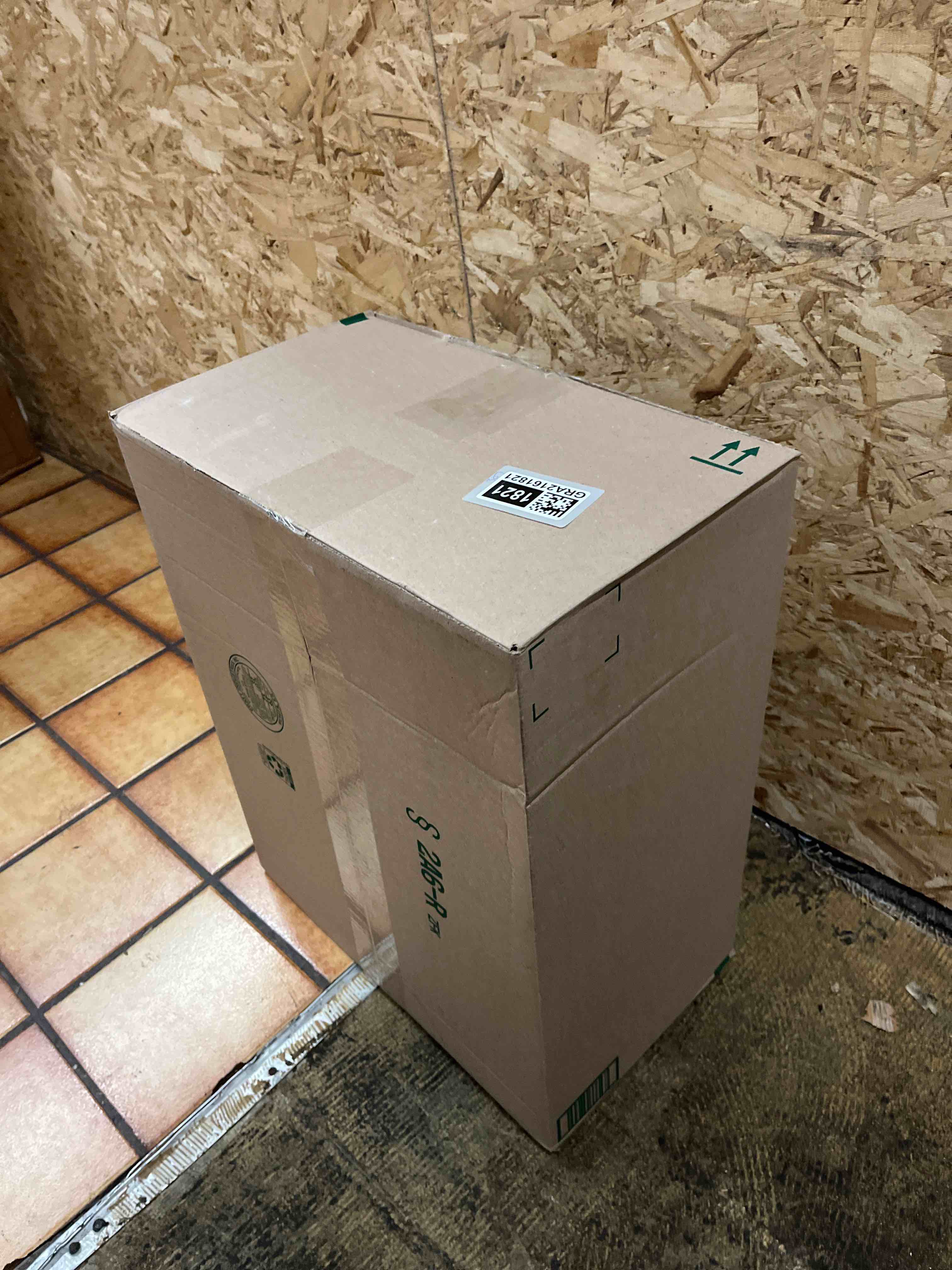 https://s3.amazonaws.com/lotting-images-prod/phillipi/GRA2161821_1756345933337.jpeg