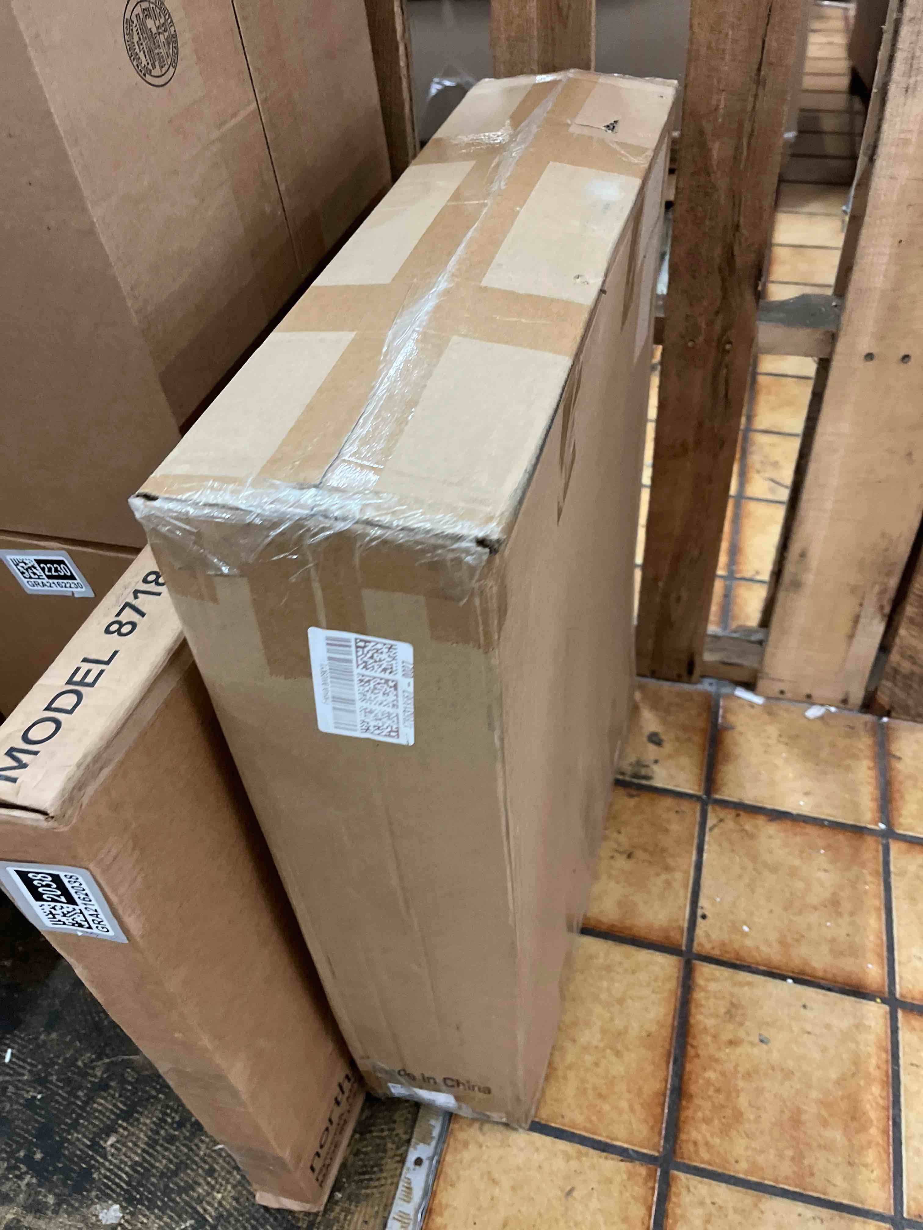 https://s3.amazonaws.com/lotting-images-prod/phillipi/GRA2162037_1758121444270.jpeg