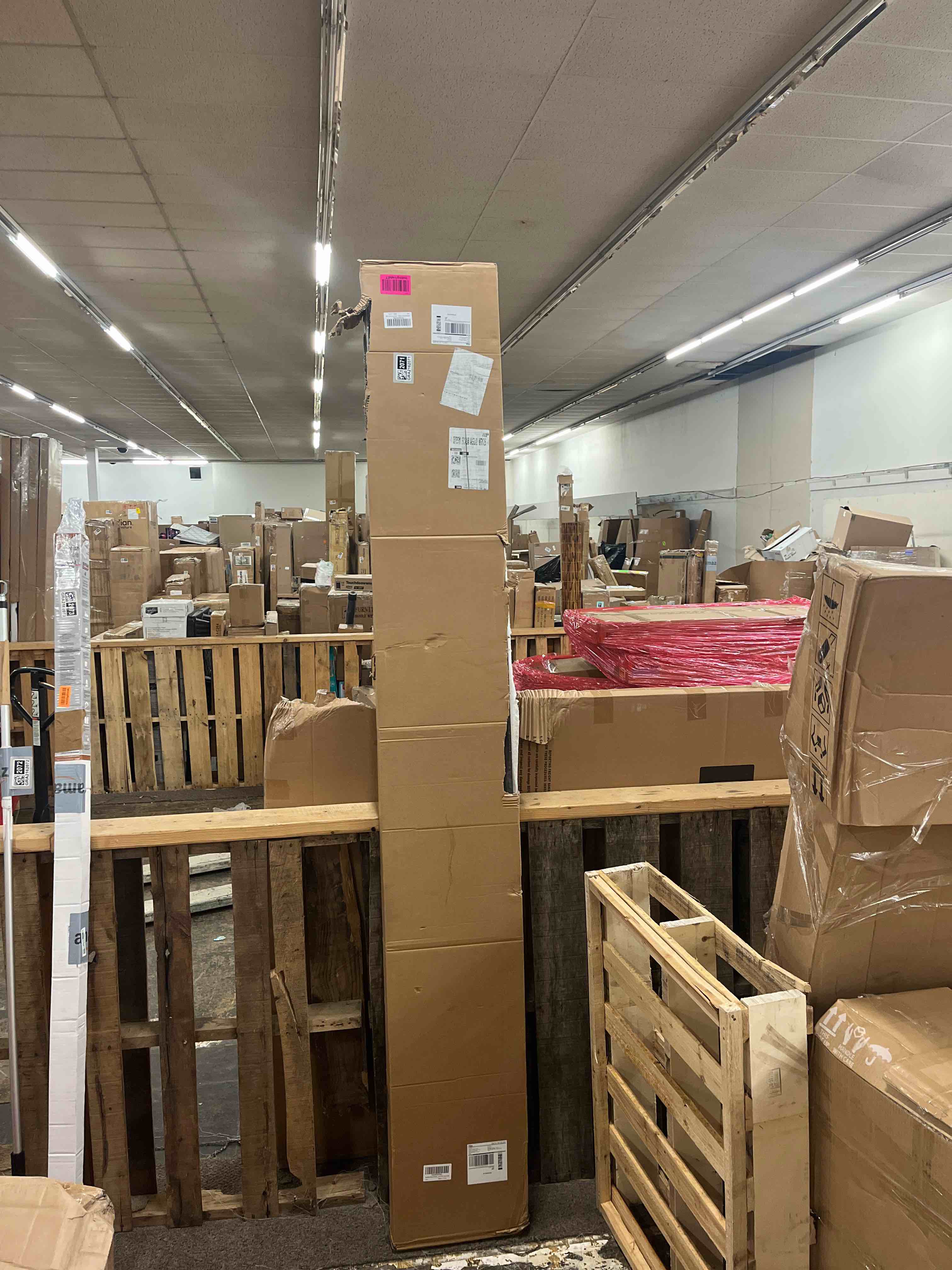 https://s3.amazonaws.com/lotting-images-prod/phillipi/GRA2162071_1759401500183.jpeg