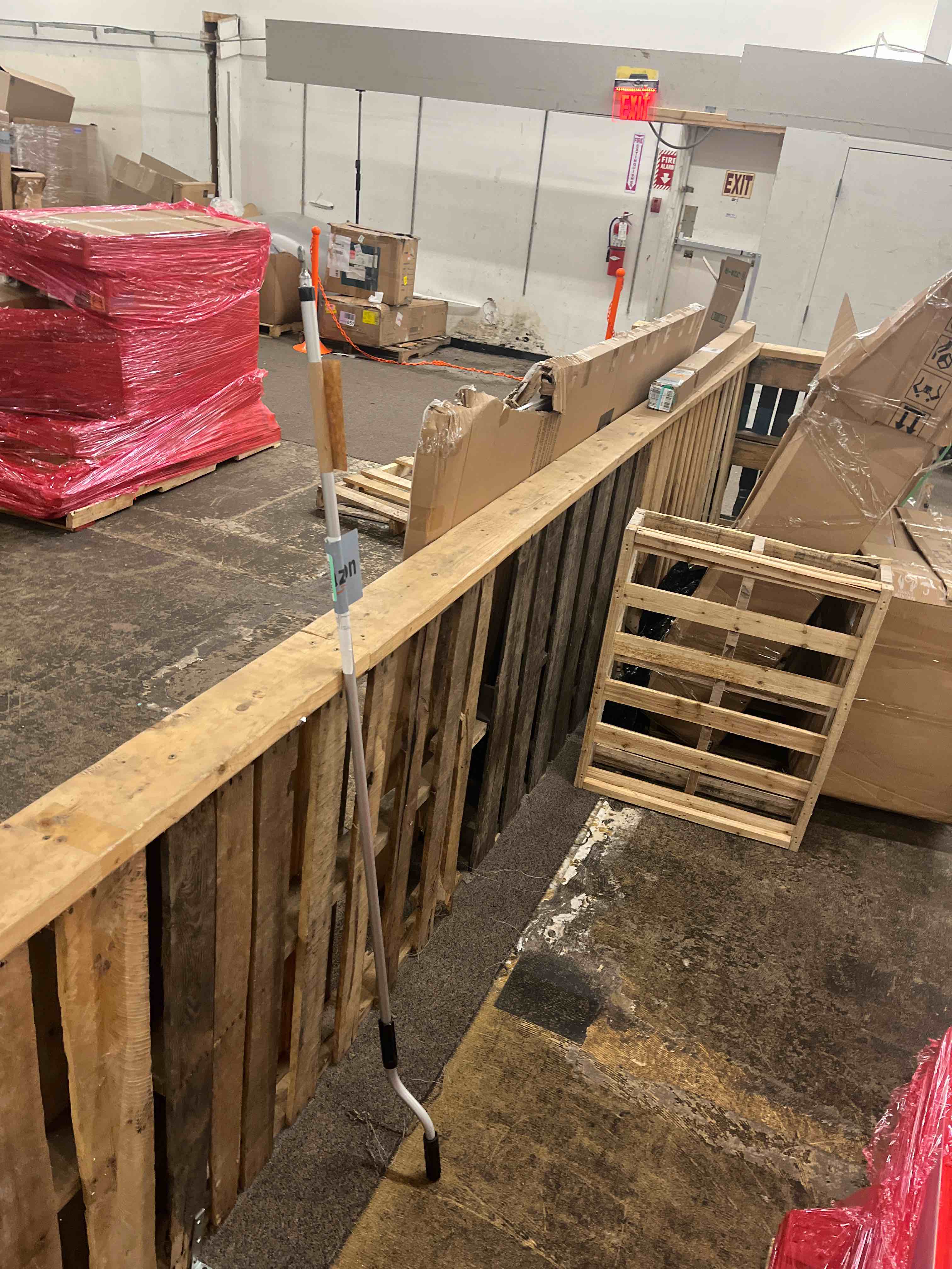 https://s3.amazonaws.com/lotting-images-prod/phillipi/GRA2162072_1759401183231.jpeg