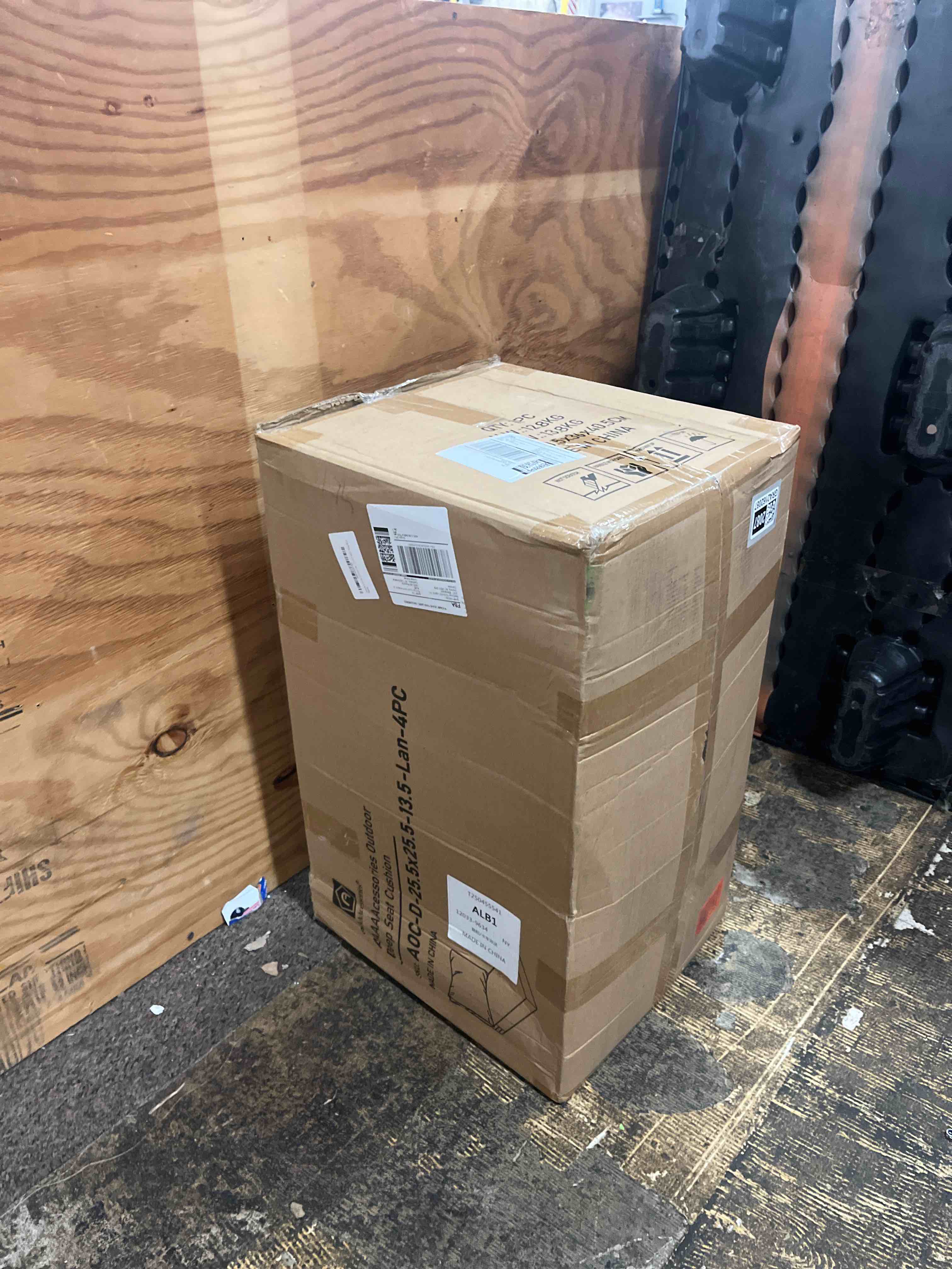 https://s3.amazonaws.com/lotting-images-prod/phillipi/GRA2162087_1758114962281.jpeg