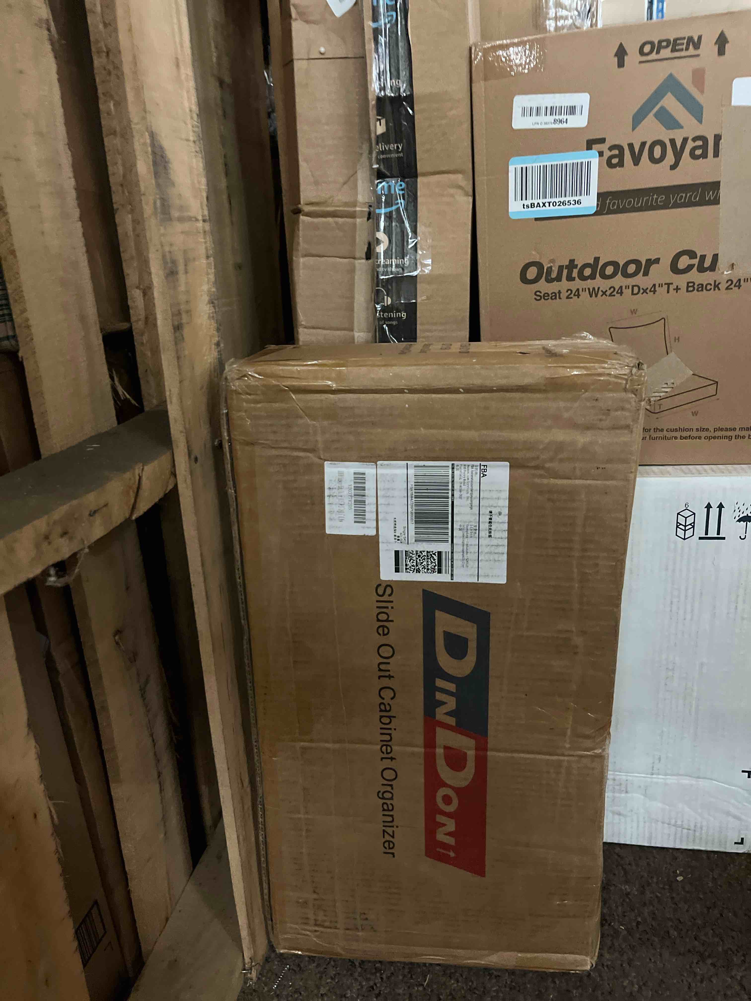 https://s3.amazonaws.com/lotting-images-prod/phillipi/GRA2162107_1757972990793.jpeg