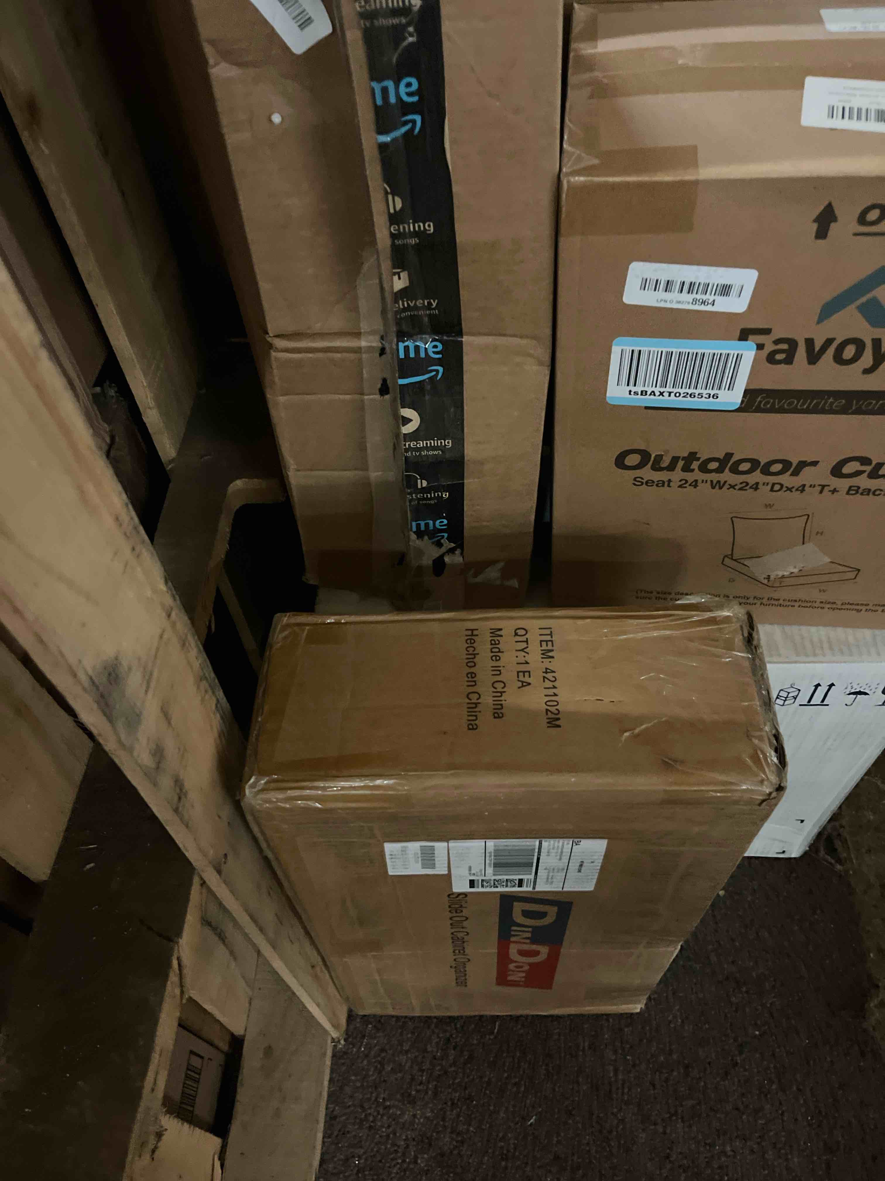 https://s3.amazonaws.com/lotting-images-prod/phillipi/GRA2162107_1757972997352.jpeg