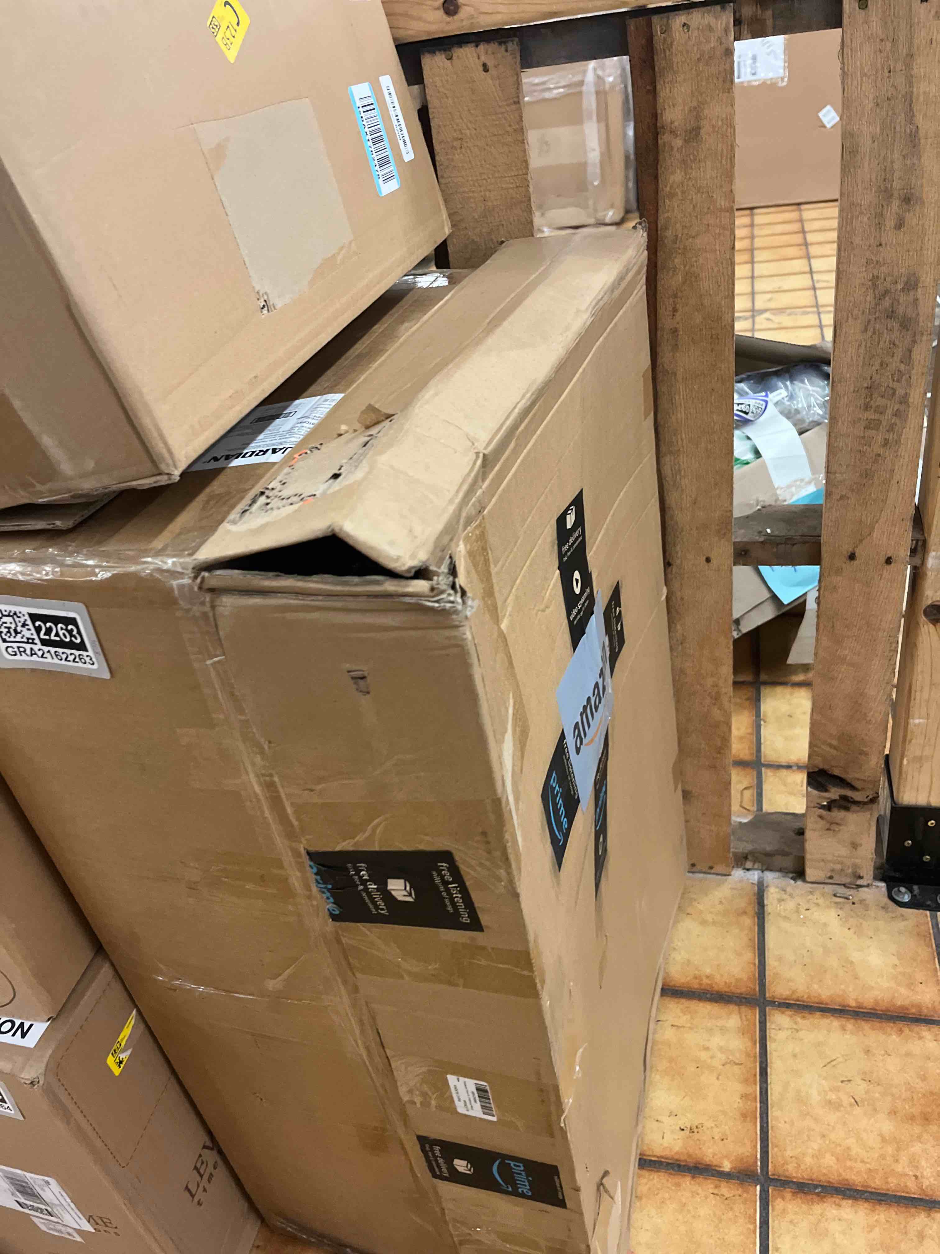 https://s3.amazonaws.com/lotting-images-prod/phillipi/GRA2162255_1758123524522.jpeg