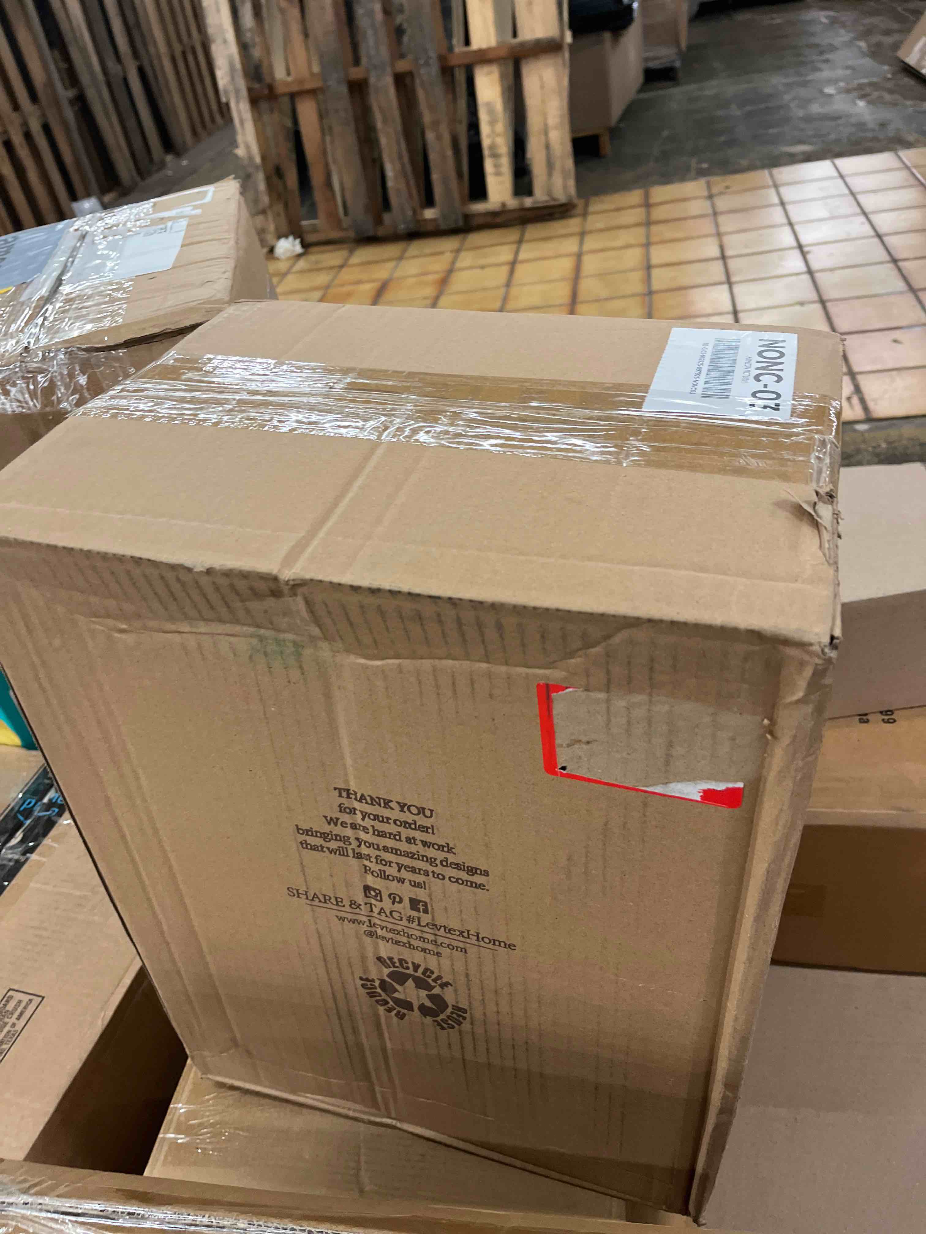 https://s3.amazonaws.com/lotting-images-prod/phillipi/GRA2162264_1758122947939.jpeg