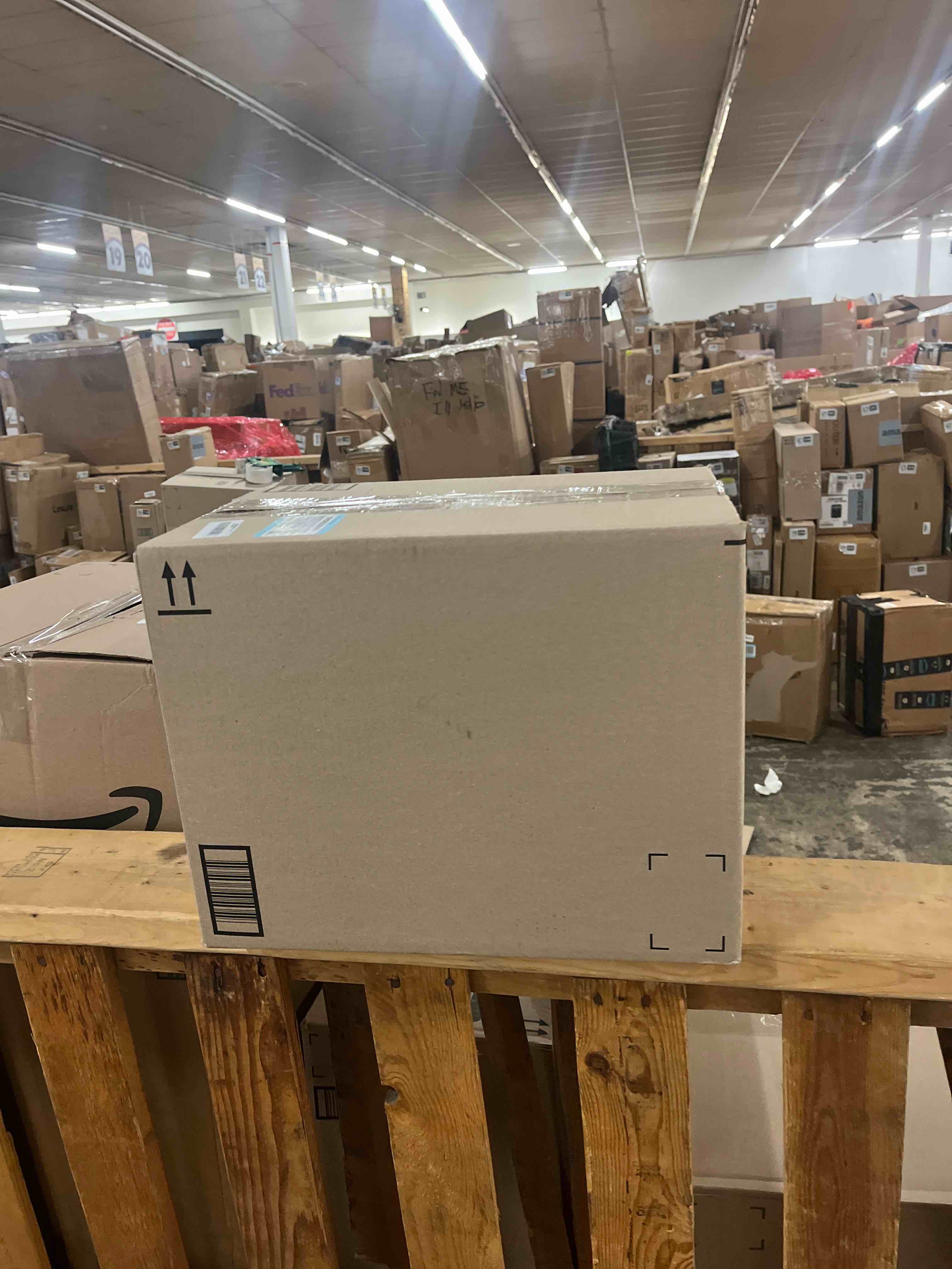 https://s3.amazonaws.com/lotting-images-prod/phillipi/GRA2162438_1758205173804.jpeg
