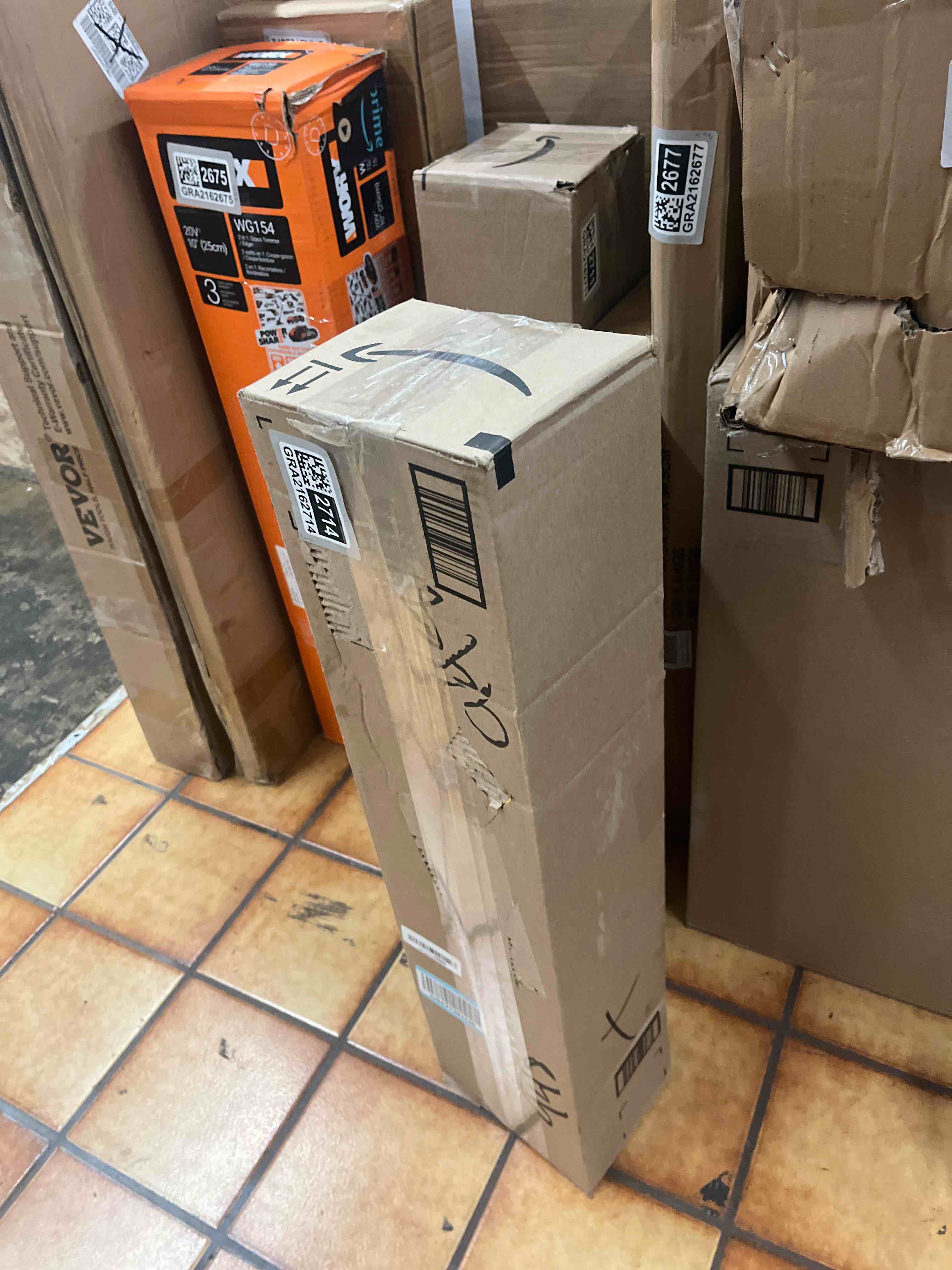 https://s3.amazonaws.com/lotting-images-prod/phillipi/GRA2162714_1758640319158.jpeg