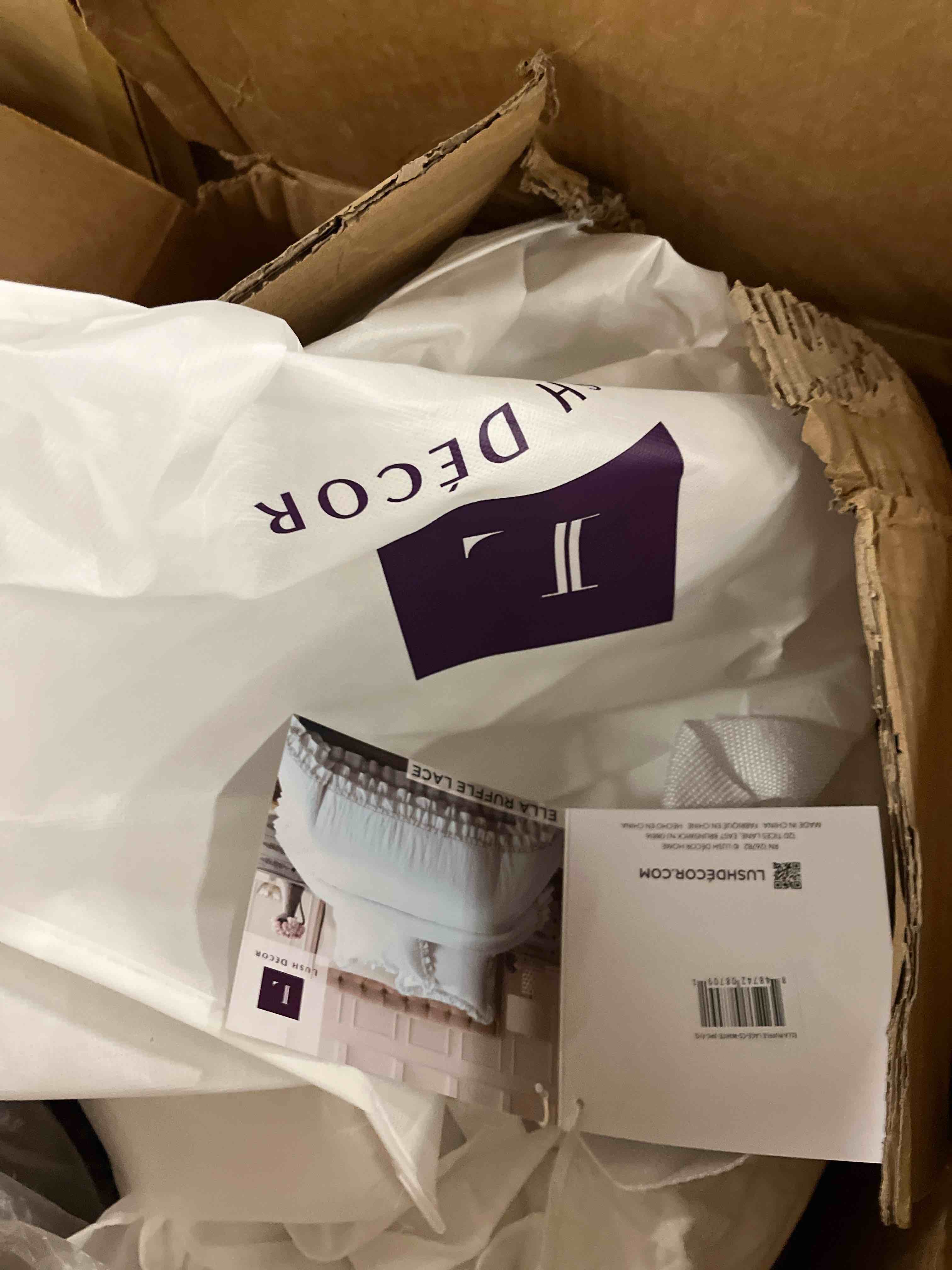 https://s3.amazonaws.com/lotting-images-prod/phillipi/GRA2162764_1758643176019.jpeg
