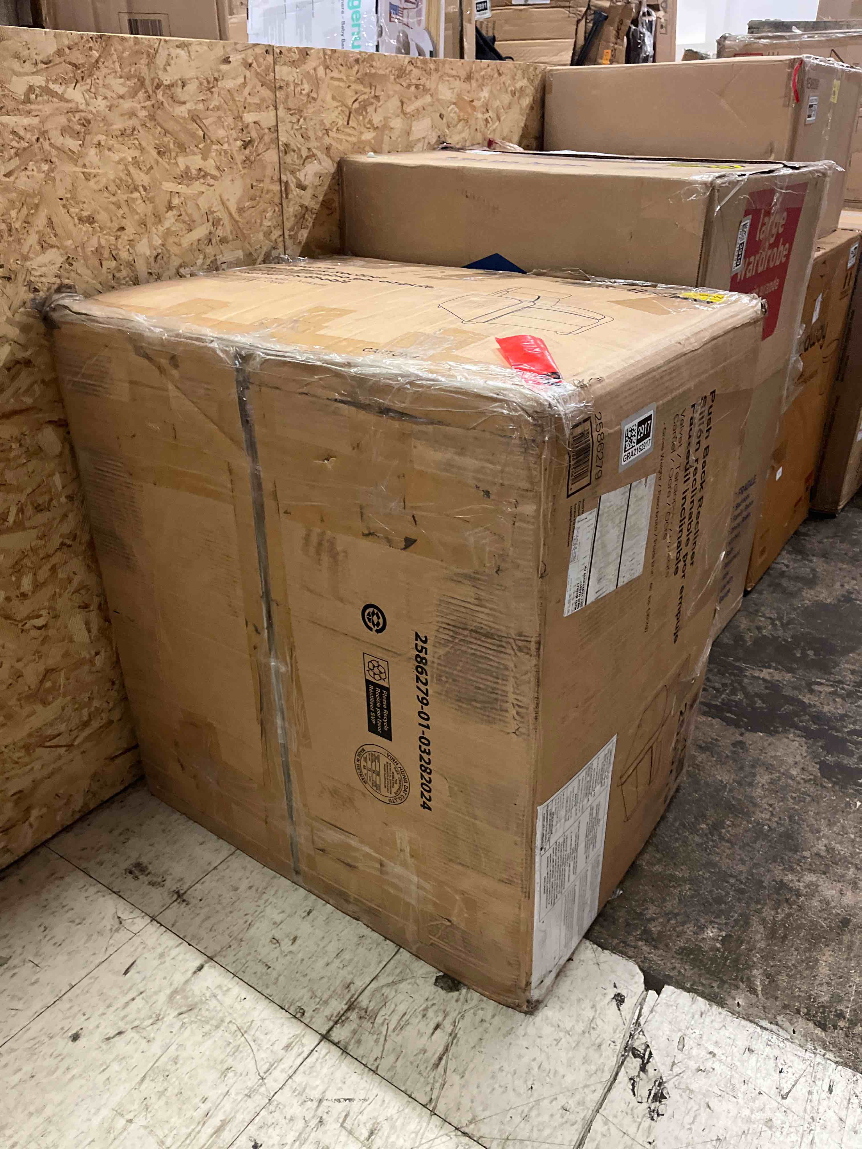 https://s3.amazonaws.com/lotting-images-prod/phillipi/GRA2162917_1758898138189.jpeg