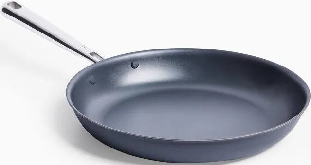 Misen Nonstick Frying Pan - Premium Skillet with PFOA-Free Coating - Ideal for Omelettes, Eggs, and Induction Cooking - Durable Aluminum Core, Warp-Resistant Design, and Oven-Safe to 450°F - 12"