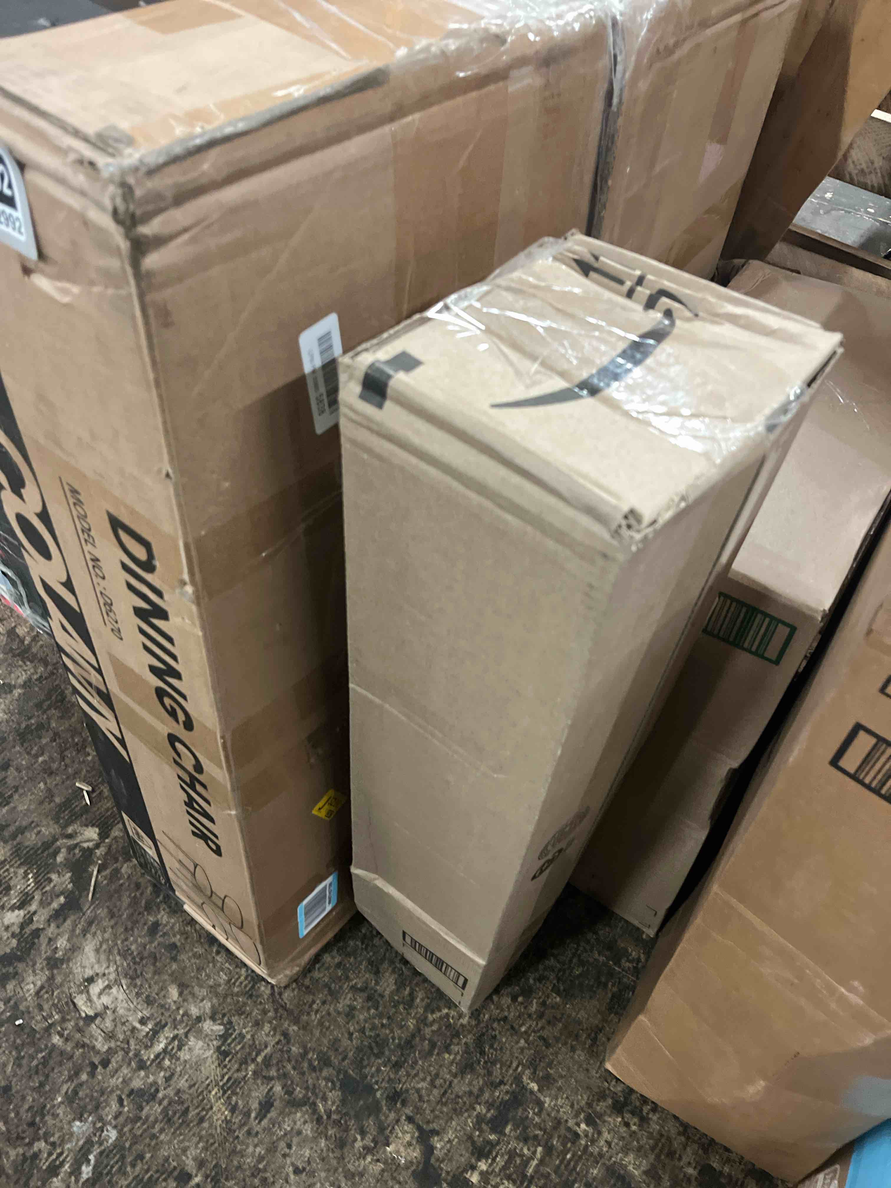 https://s3.amazonaws.com/lotting-images-prod/phillipi/GRA2163006_1759253620223.jpeg
