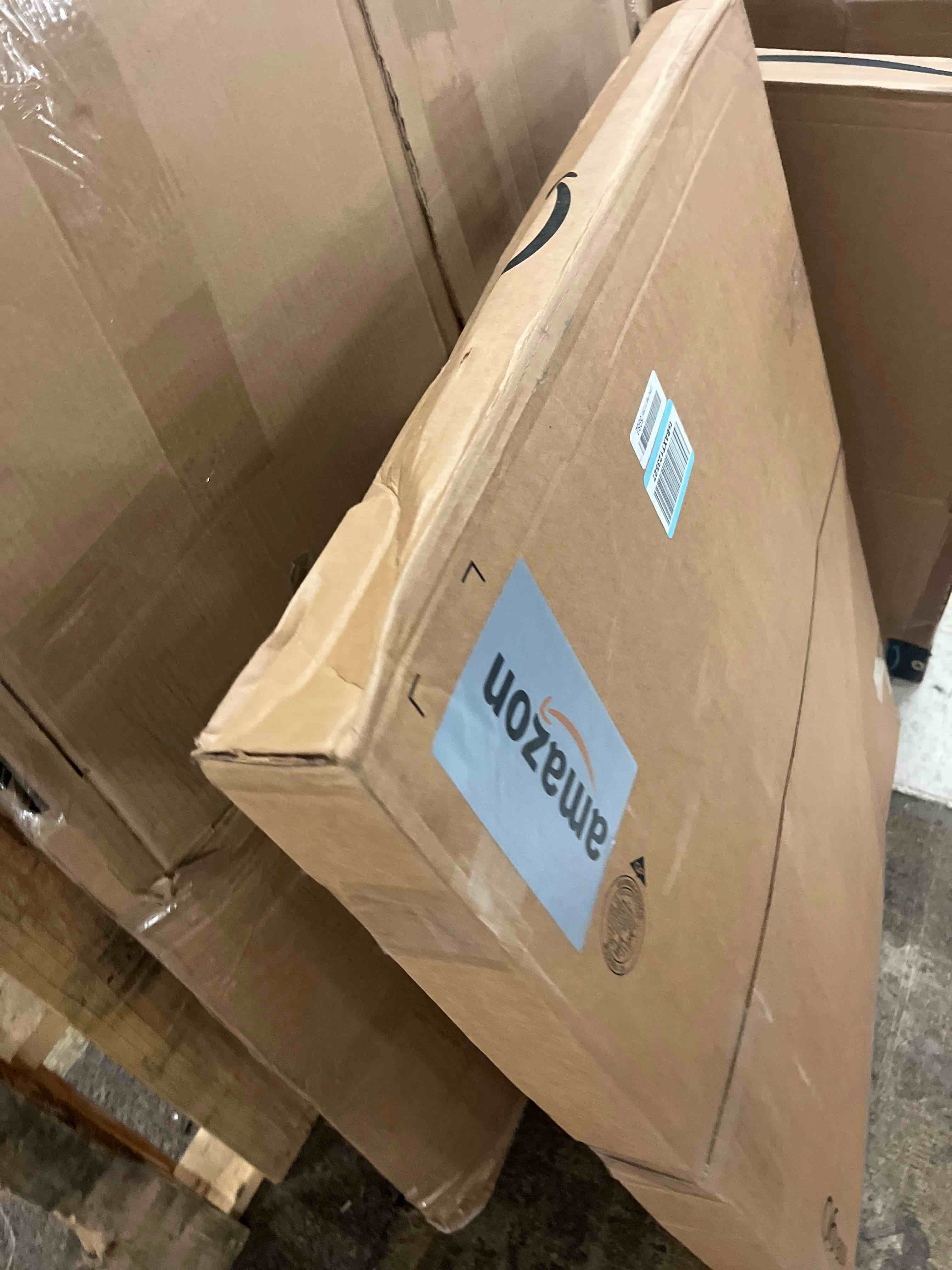 https://s3.amazonaws.com/lotting-images-prod/phillipi/GRA2163015_1759248981567.jpeg