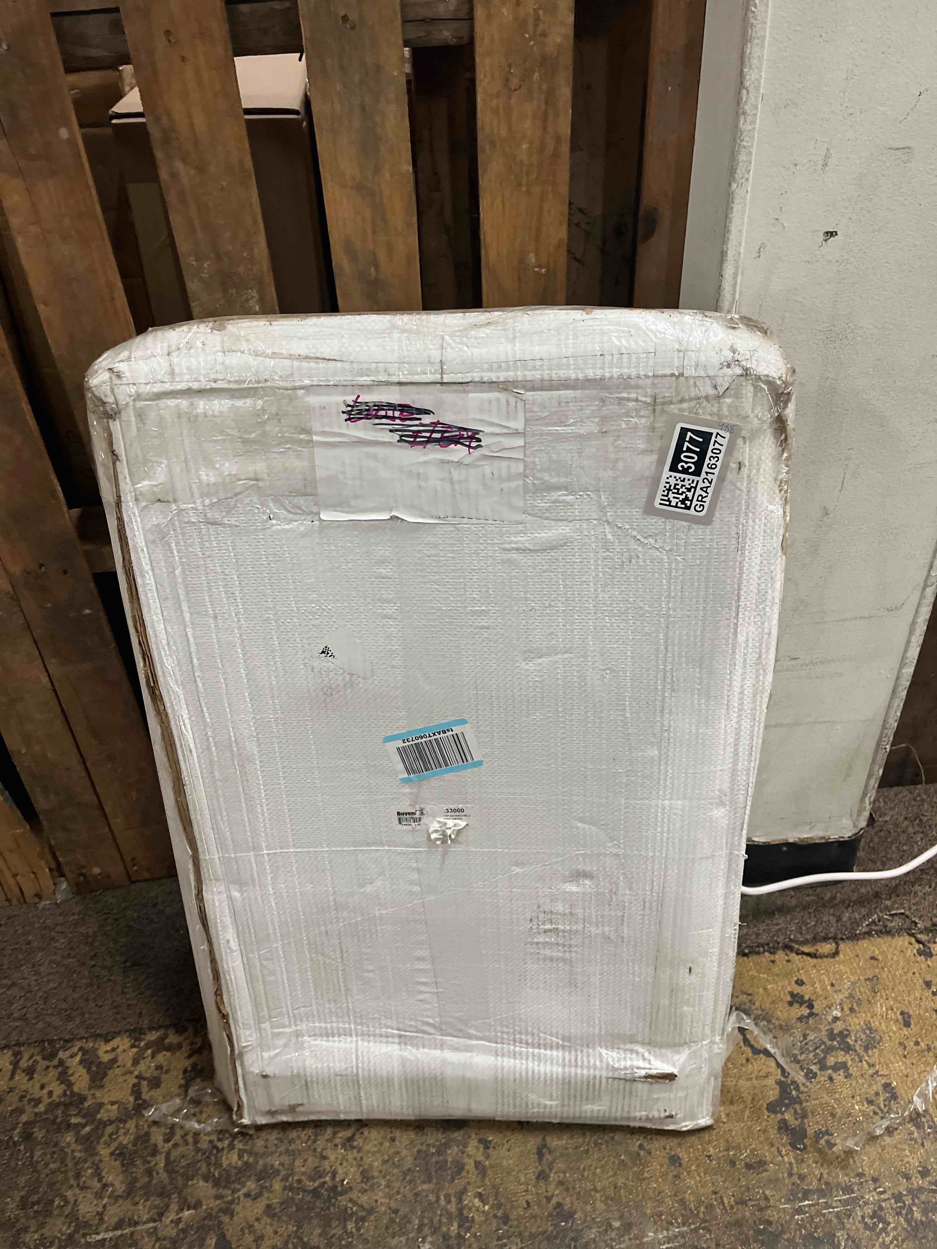 https://s3.amazonaws.com/lotting-images-prod/phillipi/GRA2163077_1759247392810.jpeg