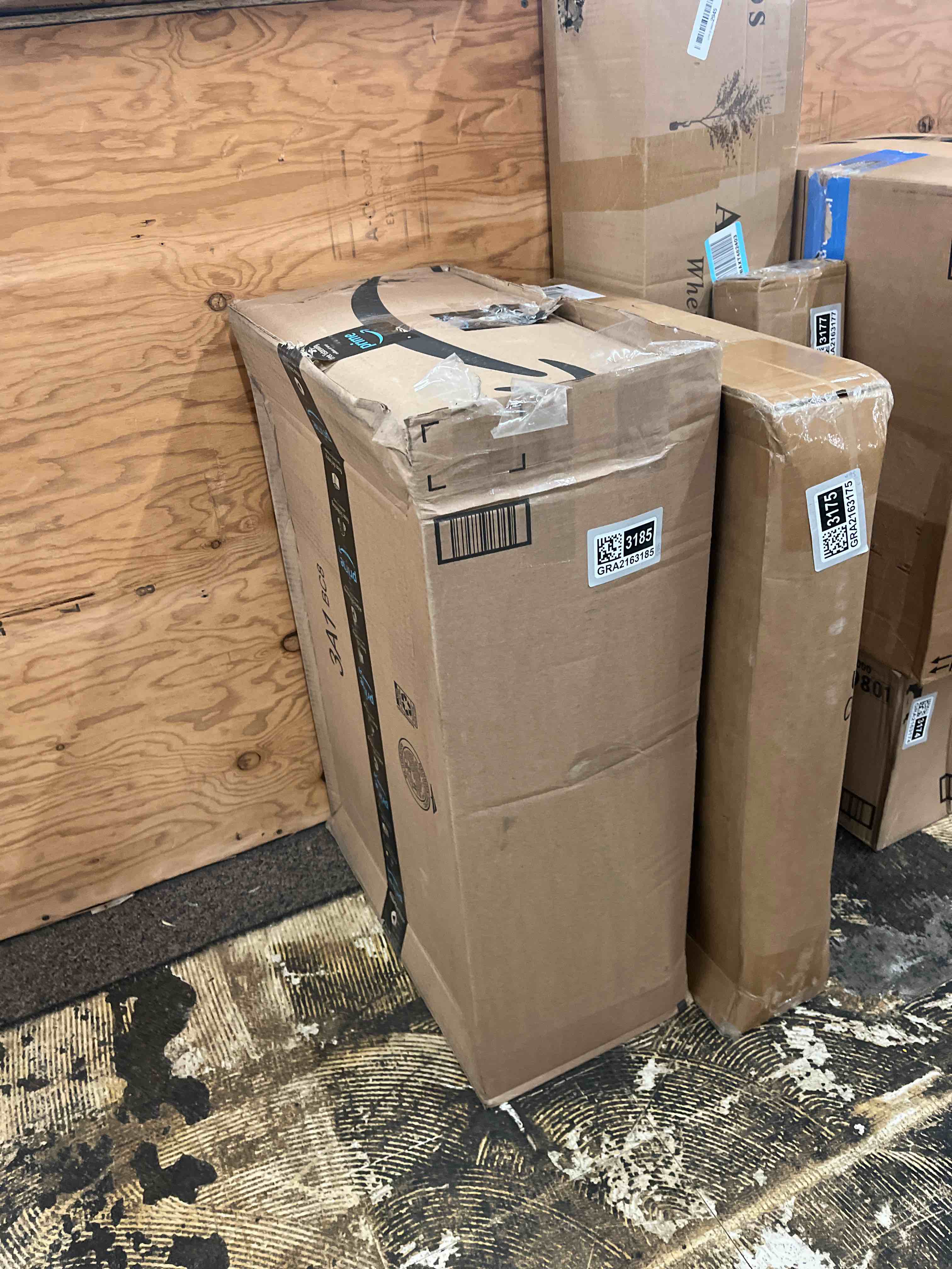 https://s3.amazonaws.com/lotting-images-prod/phillipi/GRA2163185_1759280653462.jpeg