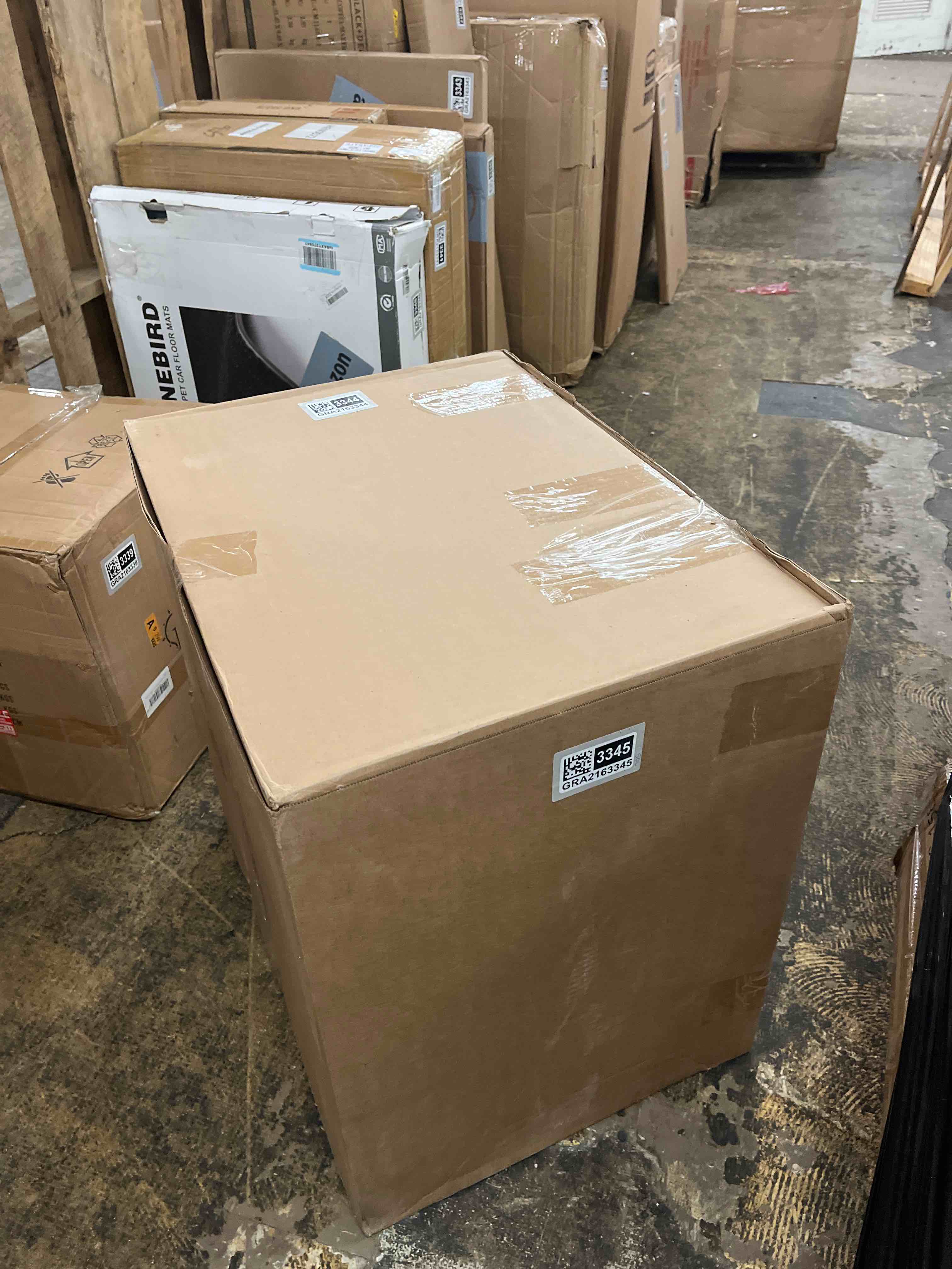 https://s3.amazonaws.com/lotting-images-prod/phillipi/GRA2163345_1759405131669.jpeg