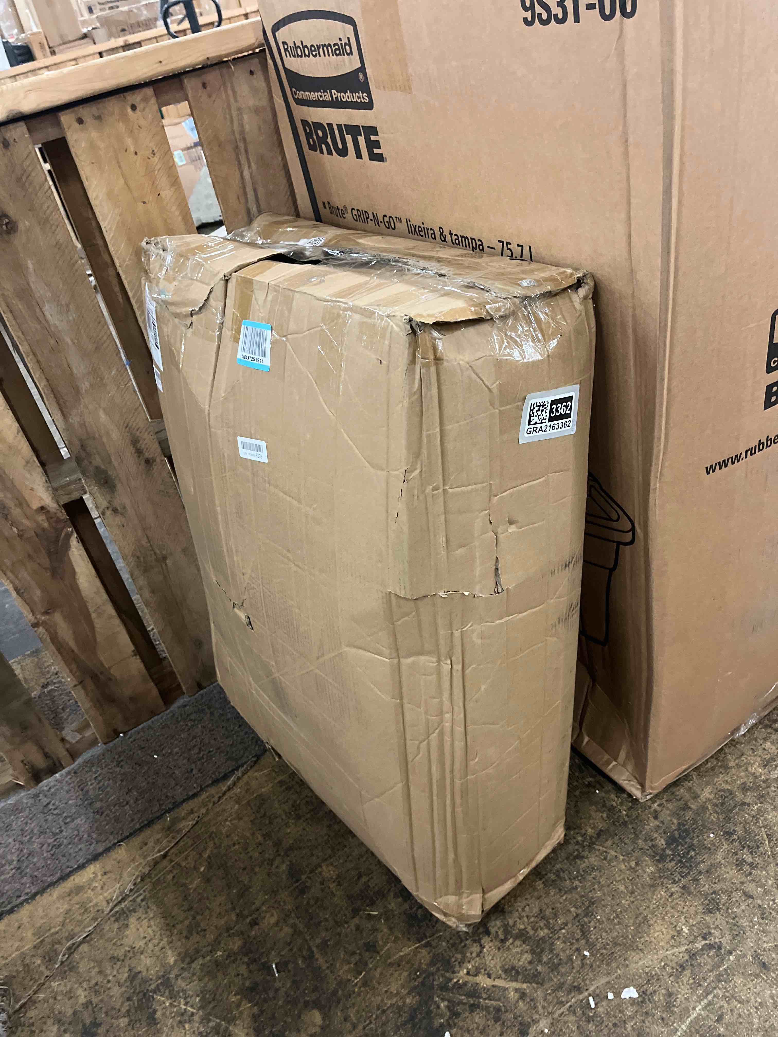 https://s3.amazonaws.com/lotting-images-prod/phillipi/GRA2163362_1759403185349.jpeg