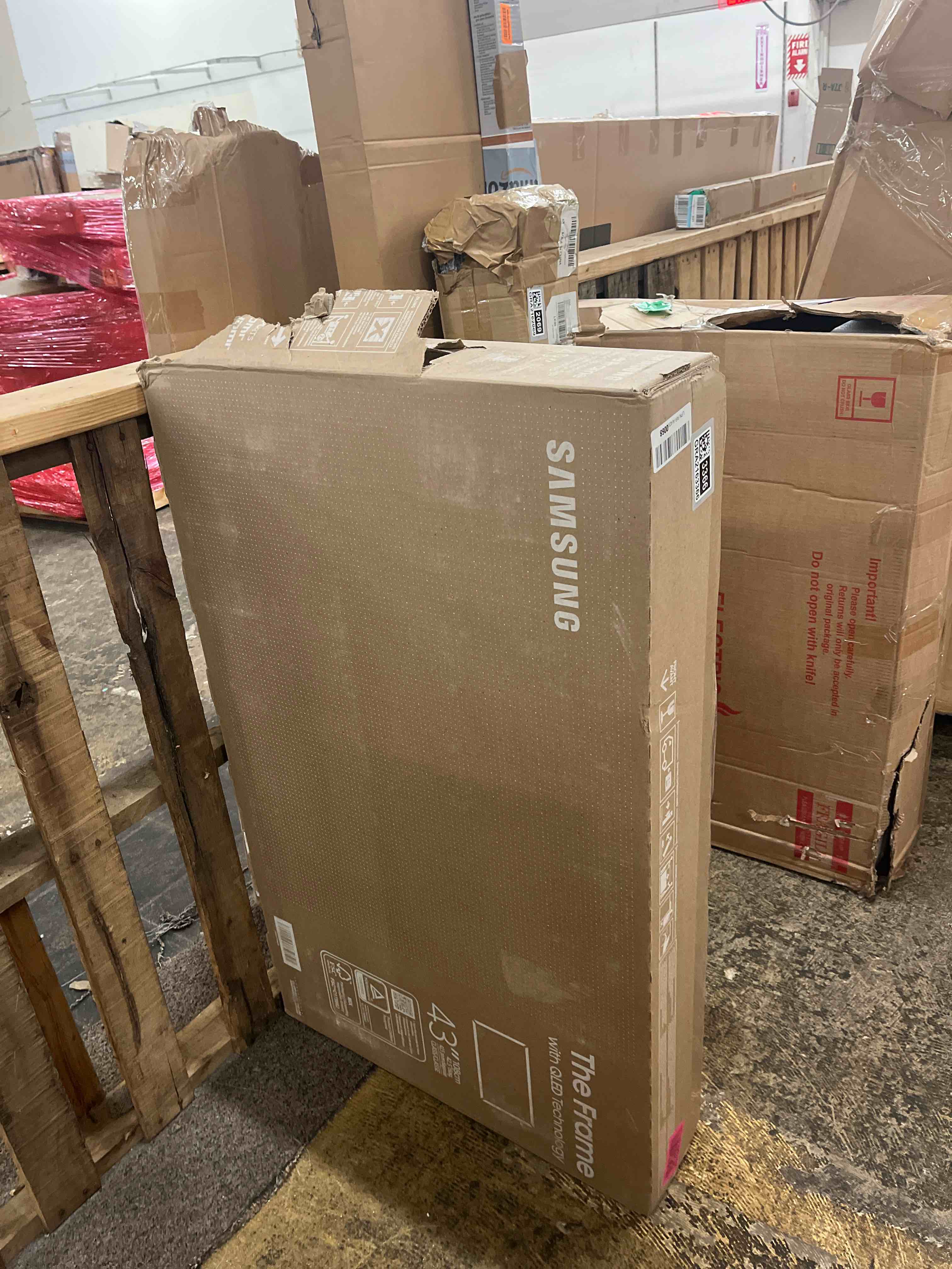 https://s3.amazonaws.com/lotting-images-prod/phillipi/GRA2163366_1759401987372.jpeg