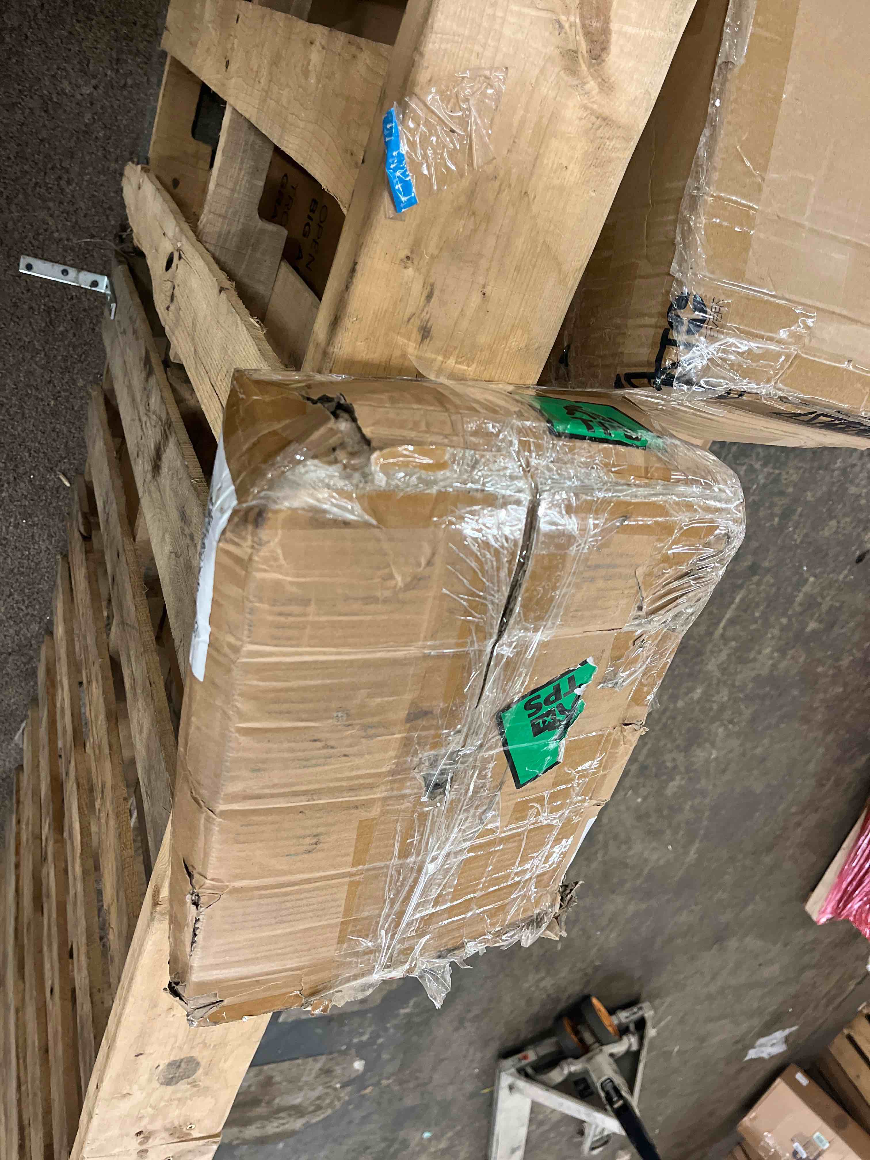 https://s3.amazonaws.com/lotting-images-prod/phillipi/GRA2163367_1759402576292.jpeg