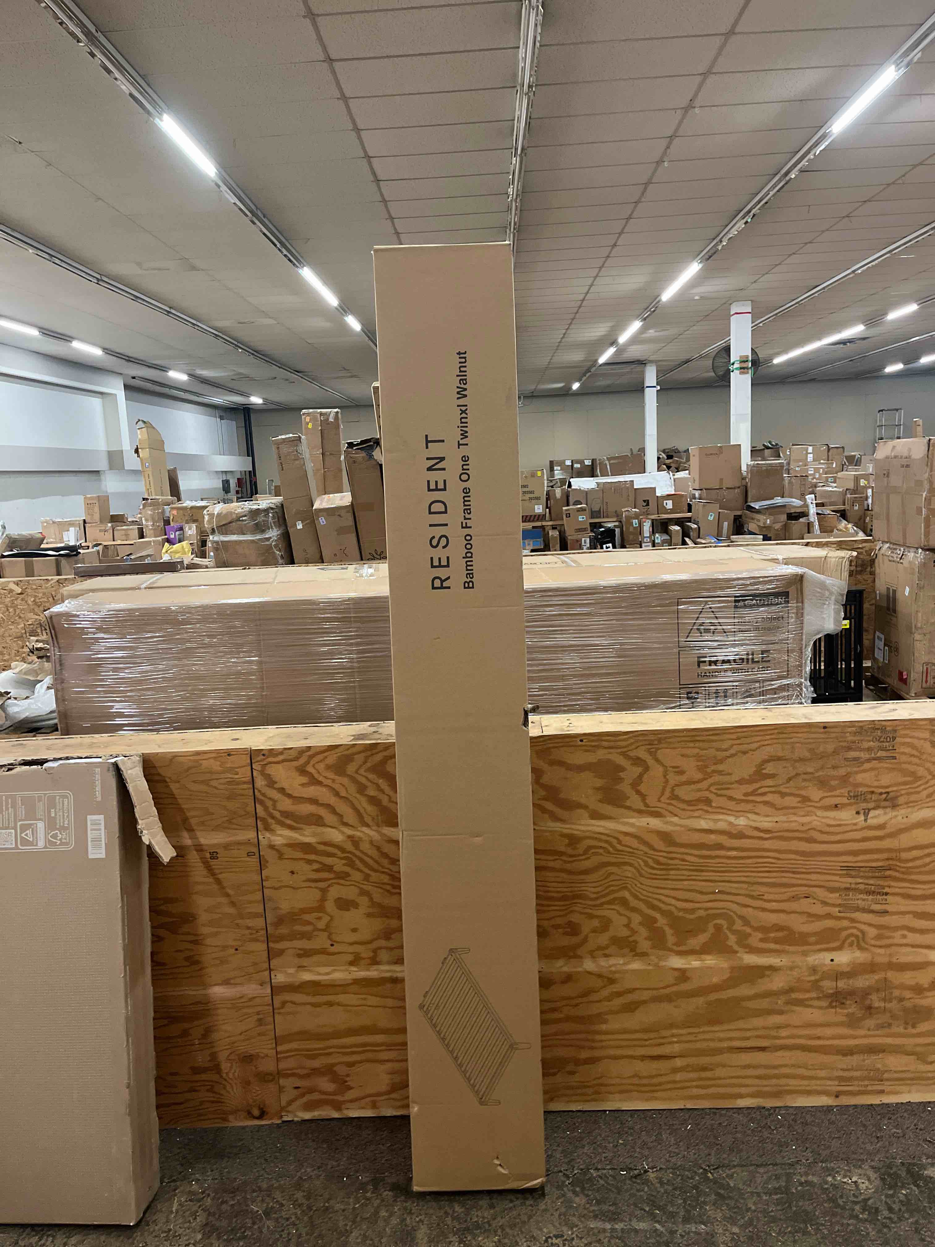 https://s3.amazonaws.com/lotting-images-prod/phillipi/GRA2163382_1759410099636.jpeg