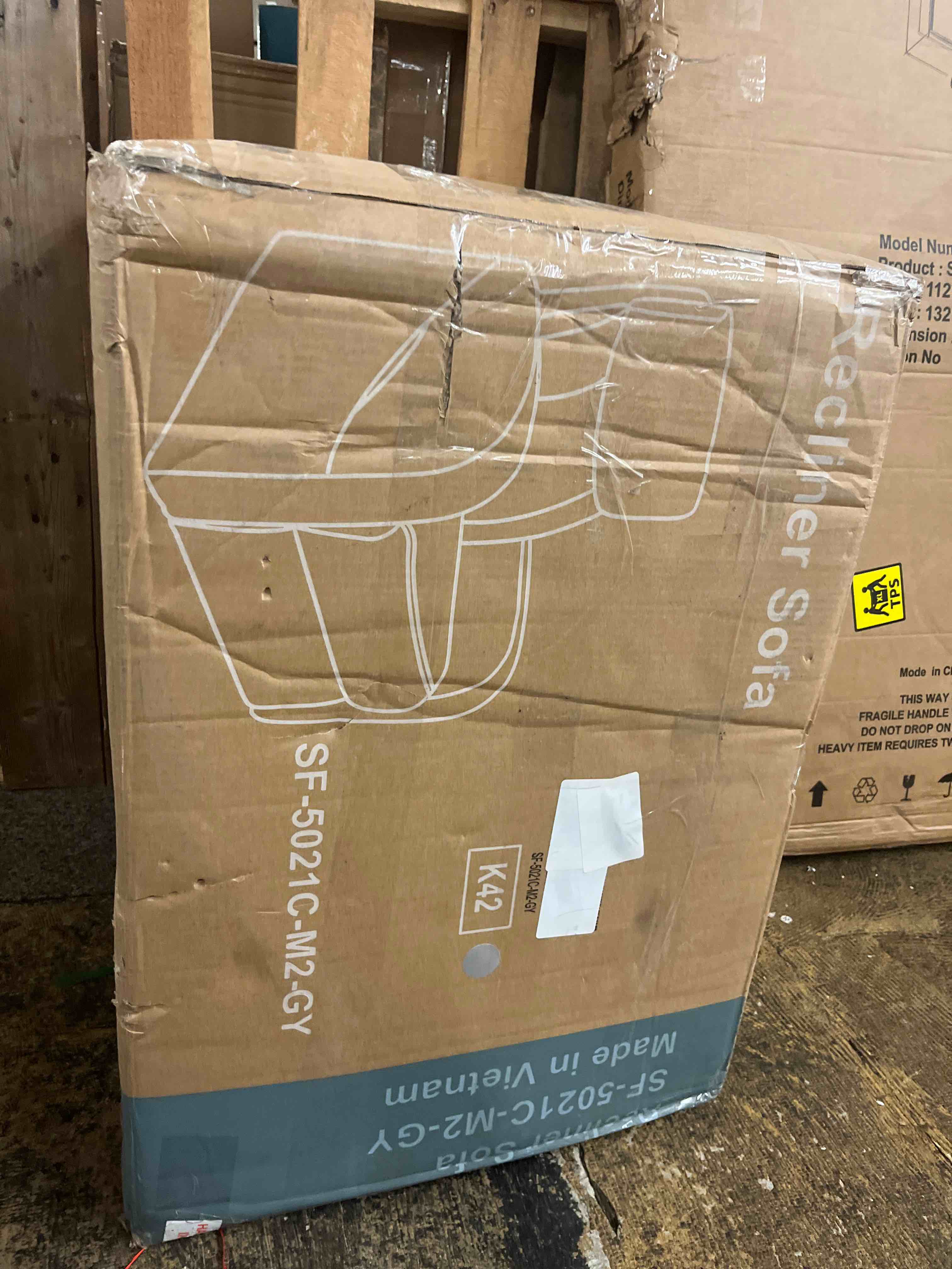 https://s3.amazonaws.com/lotting-images-prod/phillipi/GRA2163456_1759497989435.jpeg