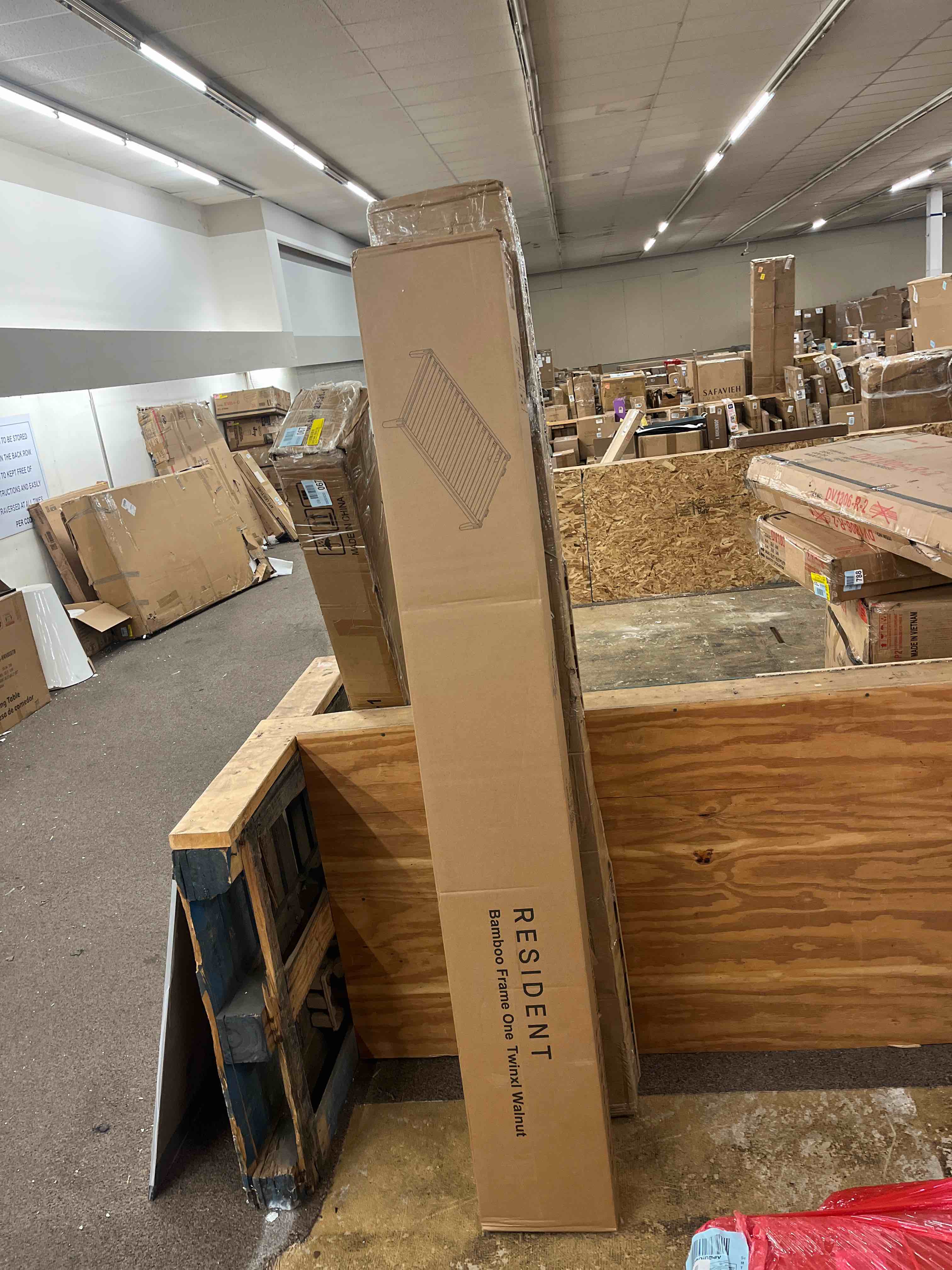 https://s3.amazonaws.com/lotting-images-prod/phillipi/GRA2163461_1759496873059.jpeg