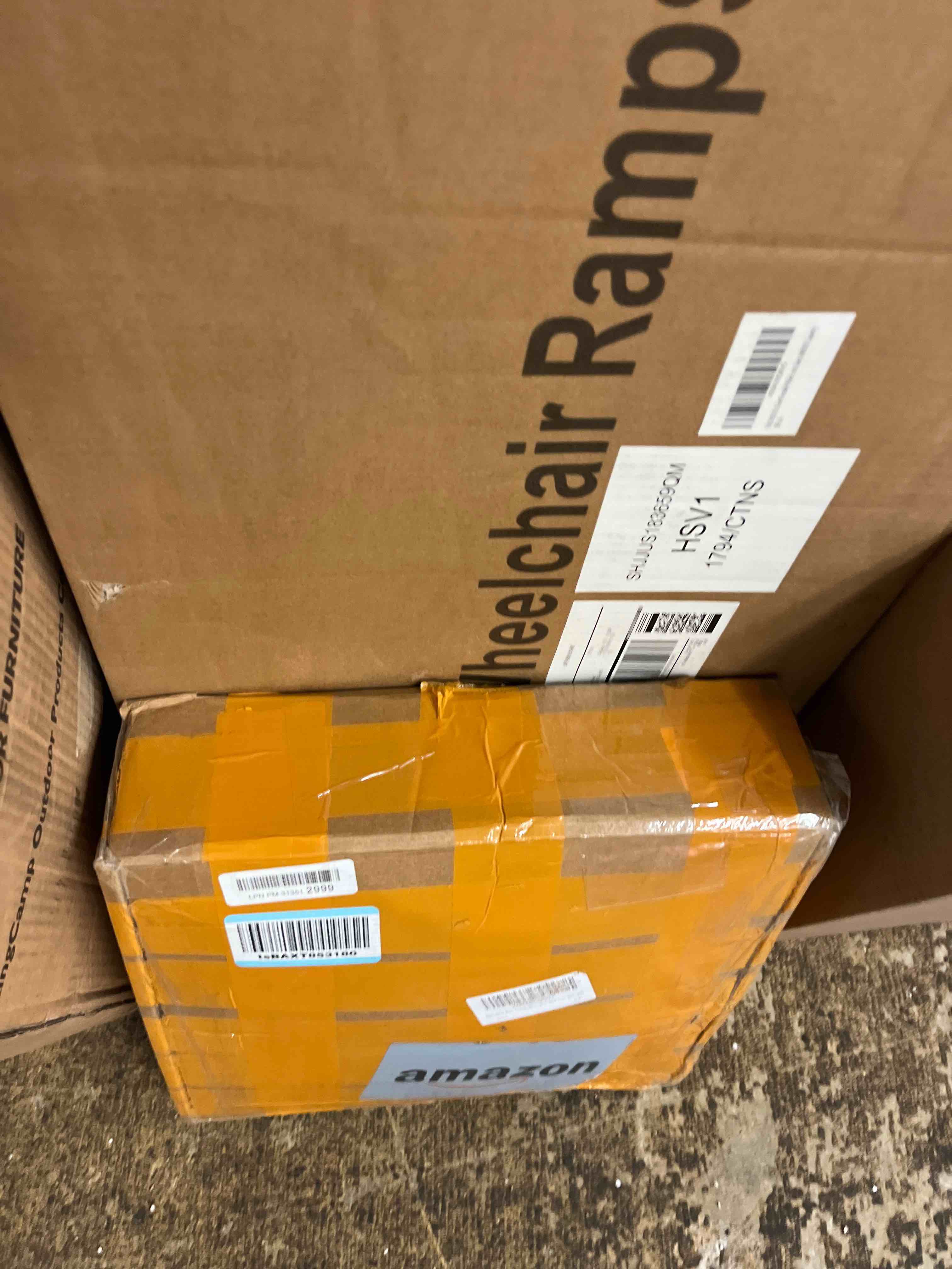 https://s3.amazonaws.com/lotting-images-prod/phillipi/GRA2163557_1759505536810.jpeg
