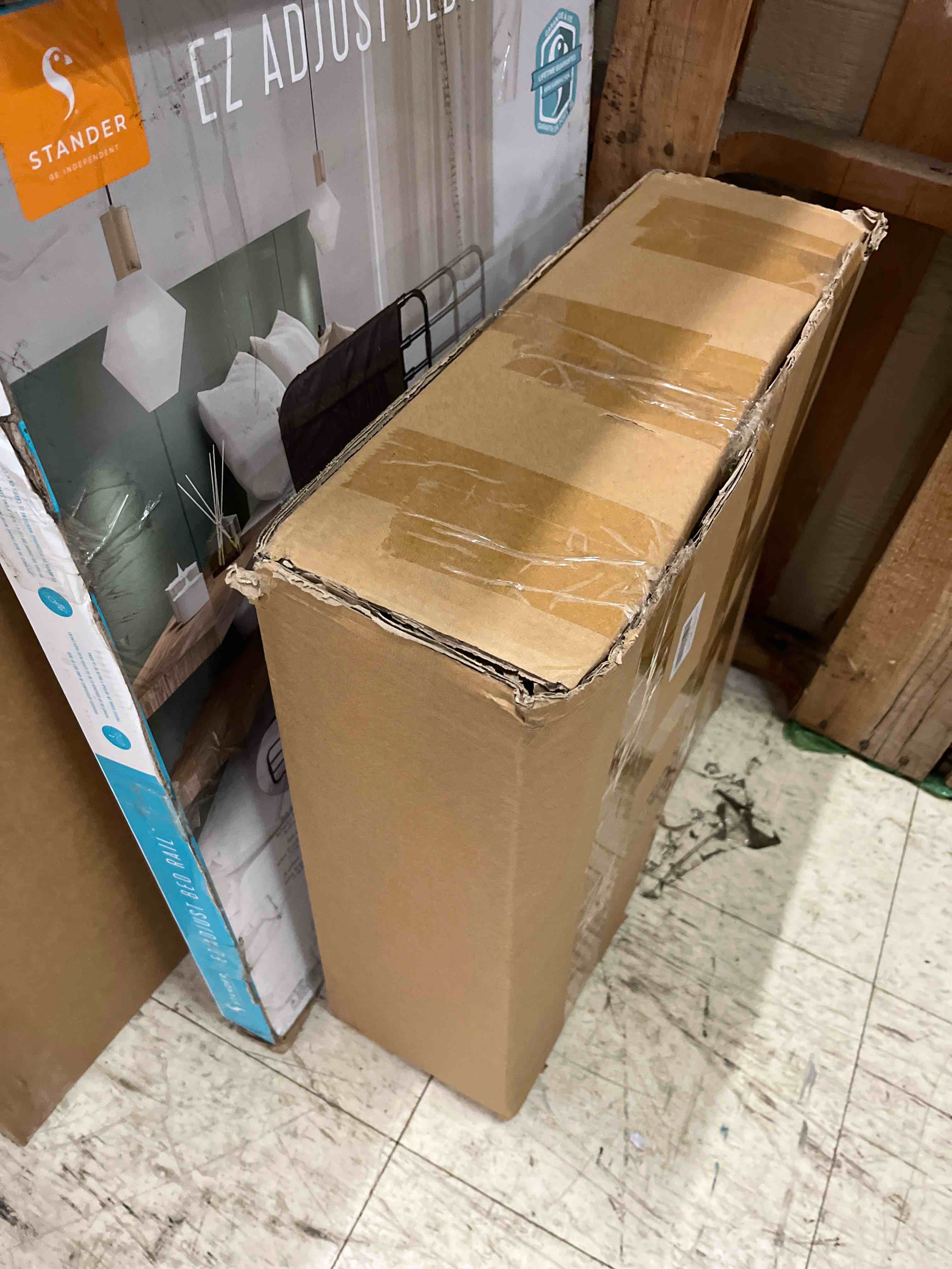 https://s3.amazonaws.com/lotting-images-prod/phillipi/GRA2163571_1759976952386.jpeg