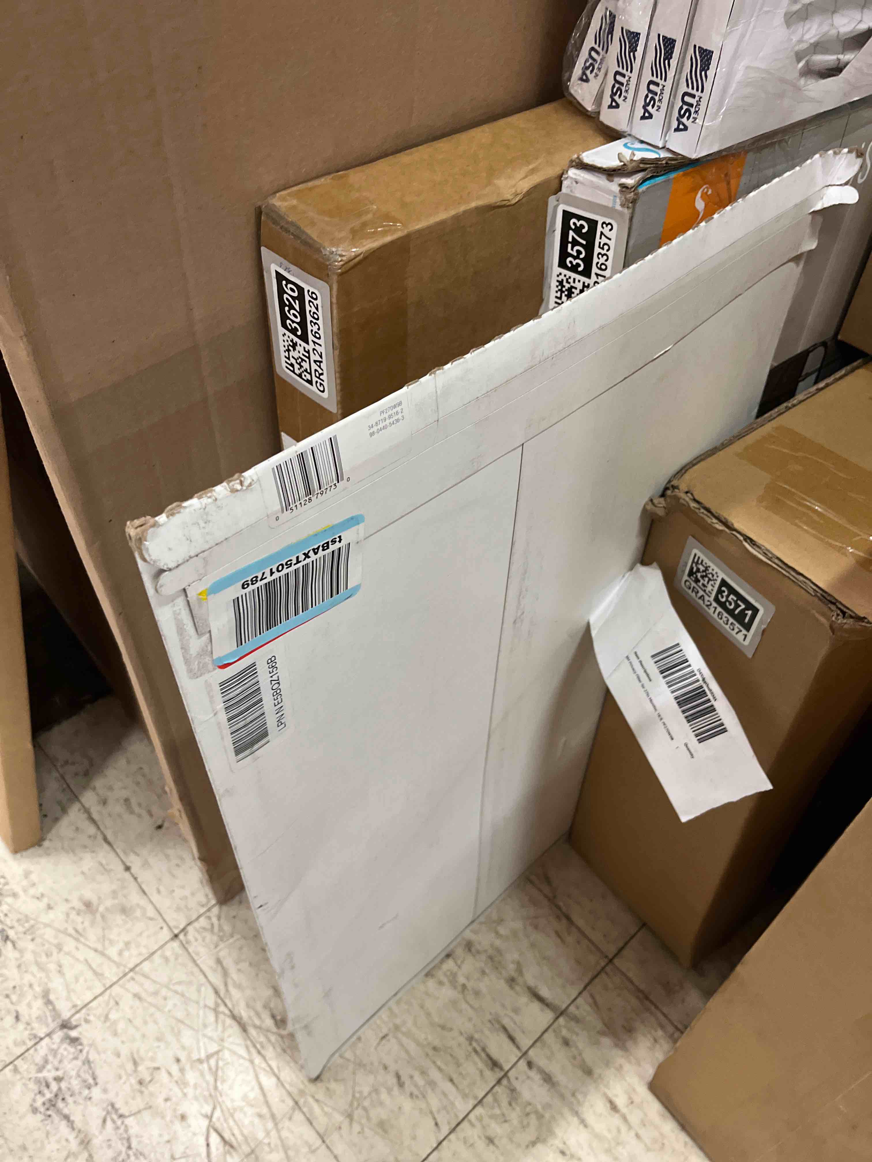 https://s3.amazonaws.com/lotting-images-prod/phillipi/GRA2163578_1759978164615.jpeg