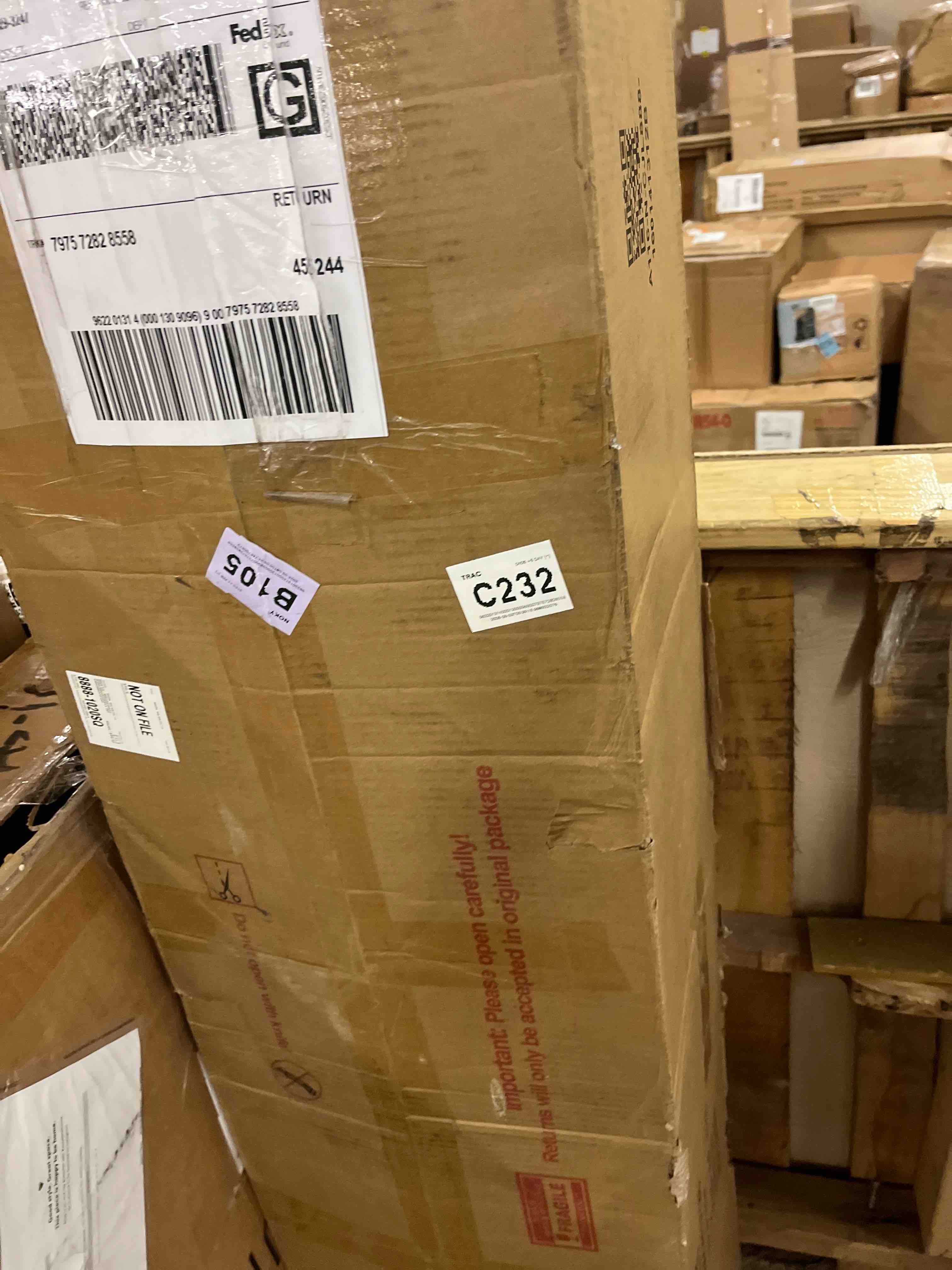 https://s3.amazonaws.com/lotting-images-prod/phillipi/GRA2163610_1759970037675.jpeg