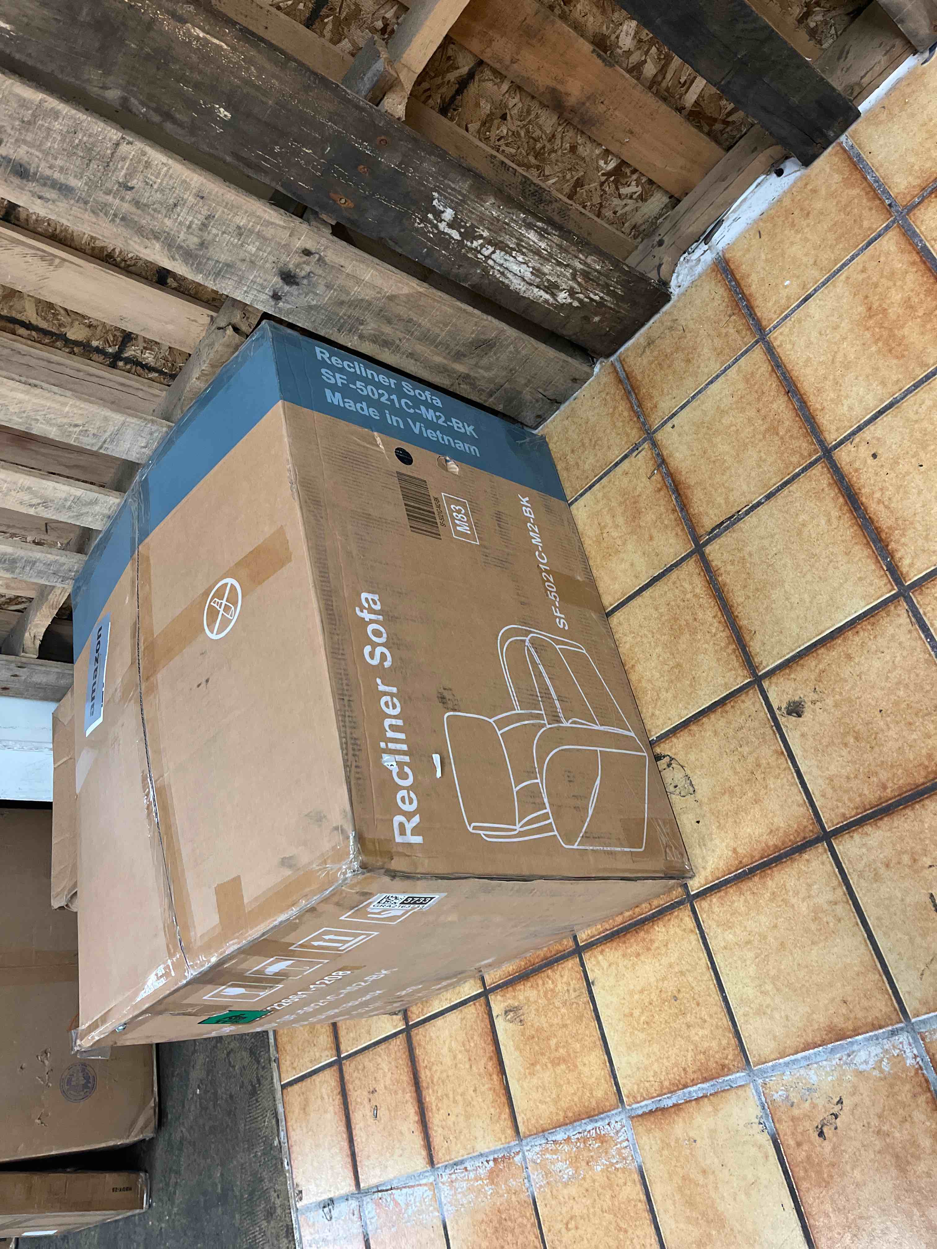 https://s3.amazonaws.com/lotting-images-prod/phillipi/GRA2163733_1760013042935.jpeg