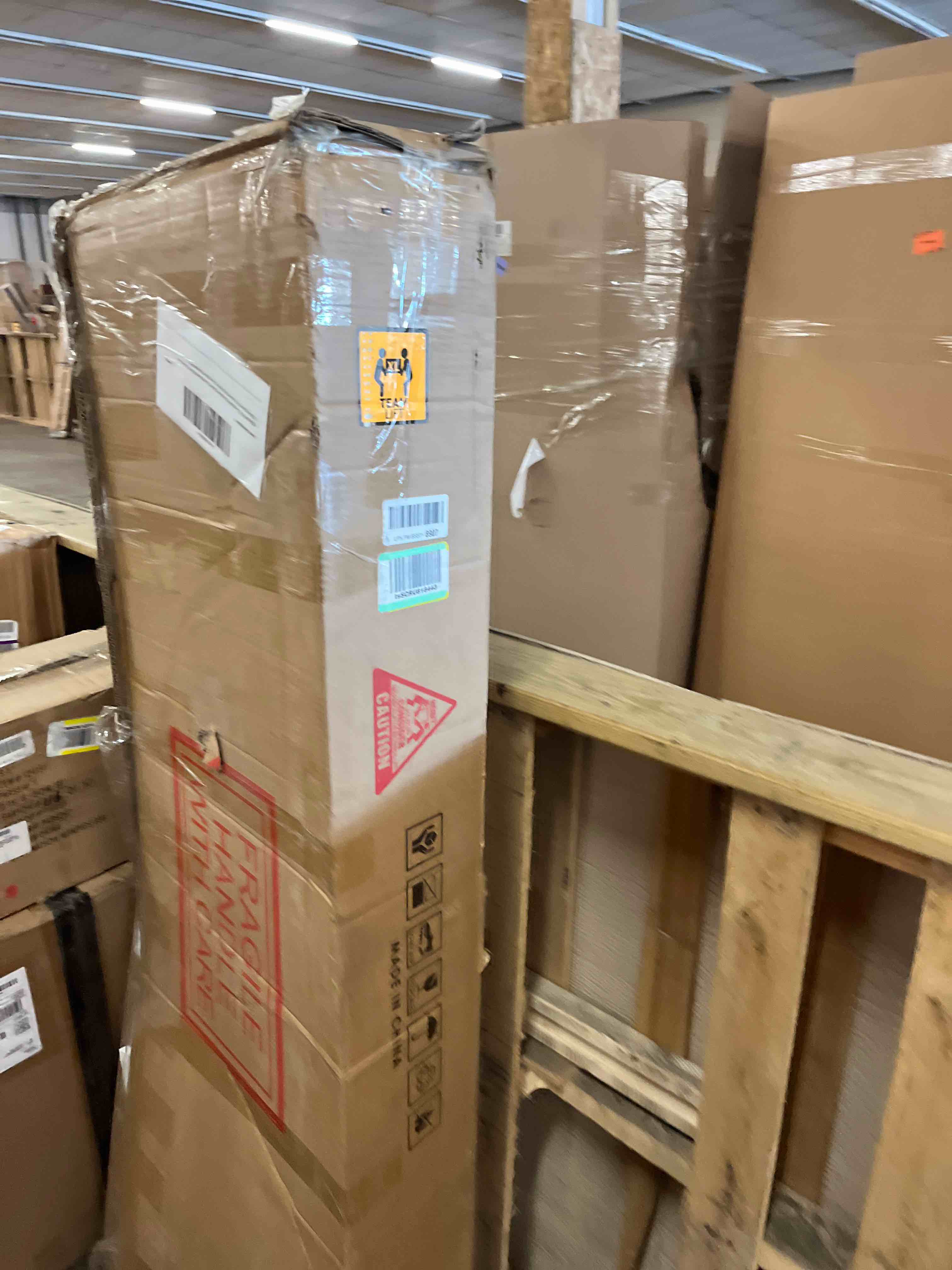 https://s3.amazonaws.com/lotting-images-prod/phillipi/GRA2163863_1760020324413.jpeg
