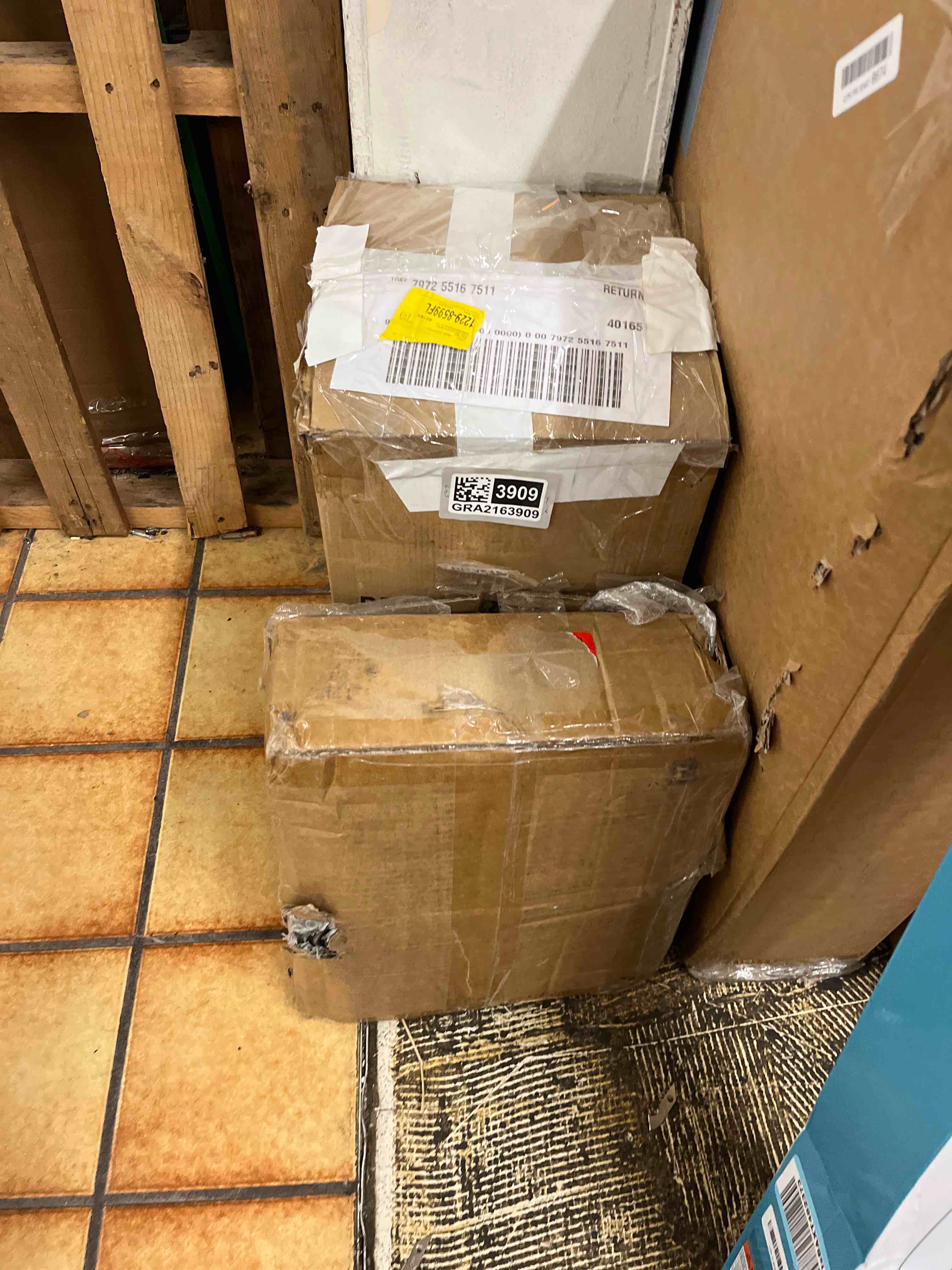 https://s3.amazonaws.com/lotting-images-prod/phillipi/GRA2163912_1760042062958.jpeg