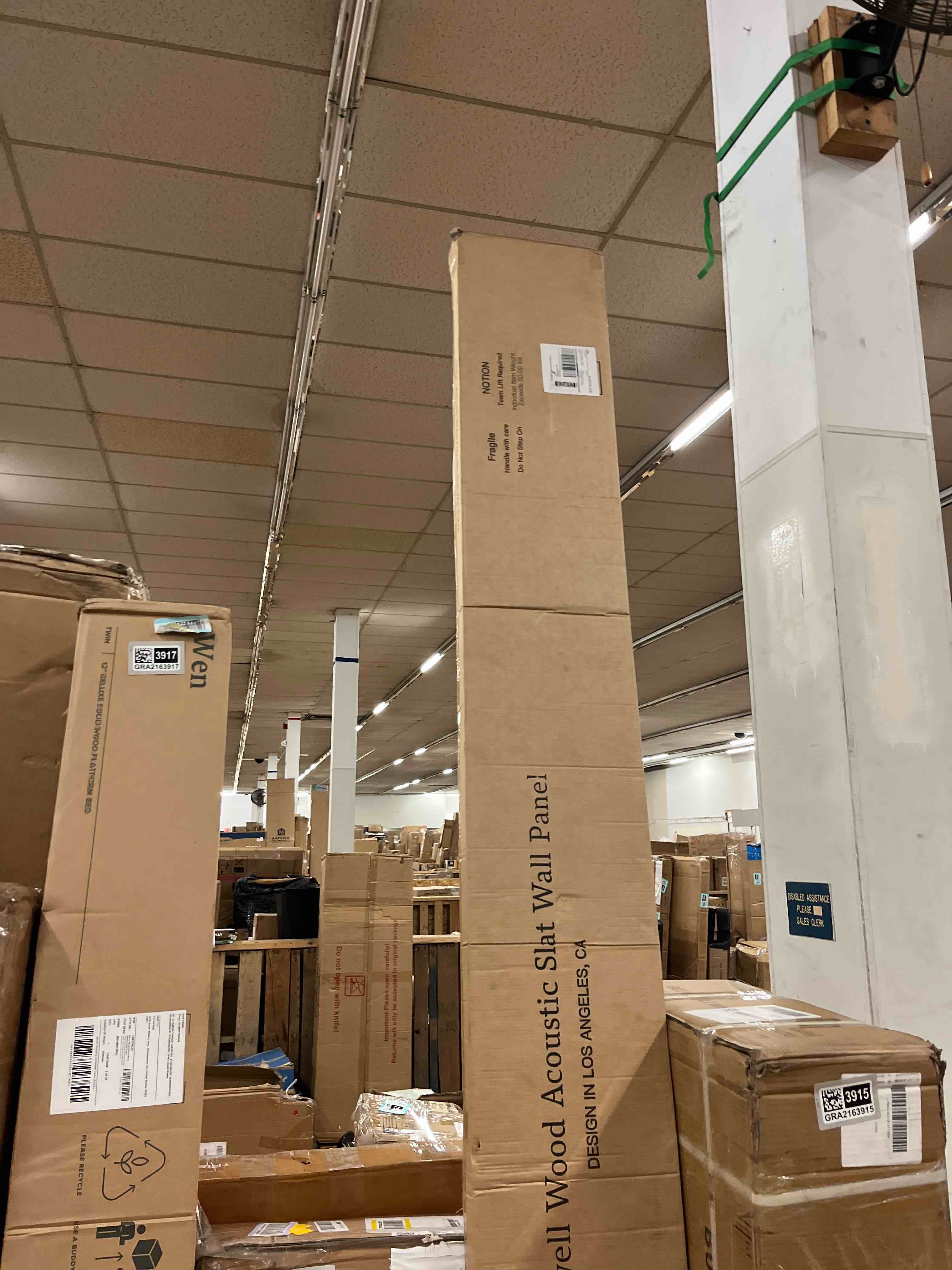 https://s3.amazonaws.com/lotting-images-prod/phillipi/GRA2163927_1760044190656.jpeg