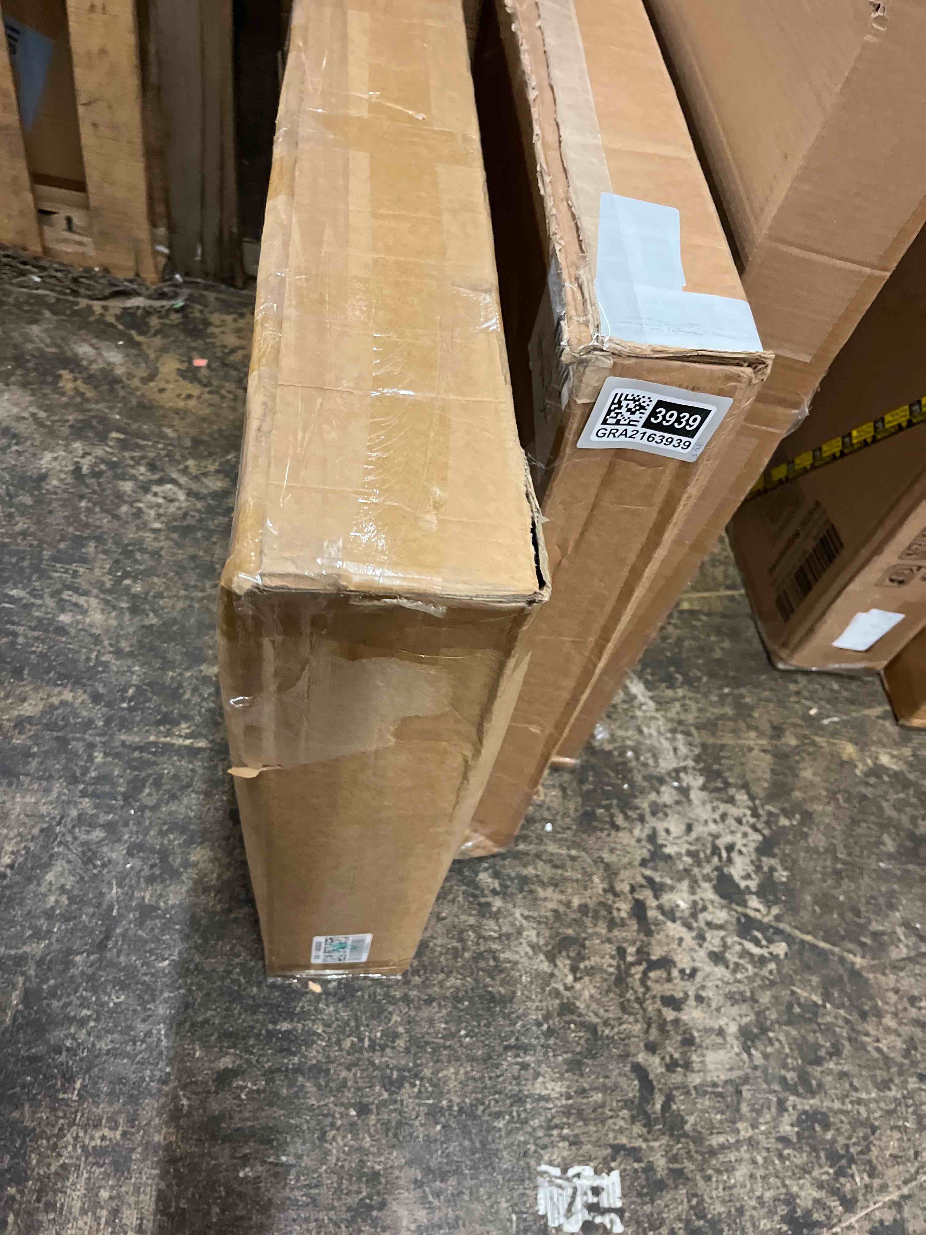 https://s3.amazonaws.com/lotting-images-prod/phillipi/GRA2163936_1760045213523.jpeg