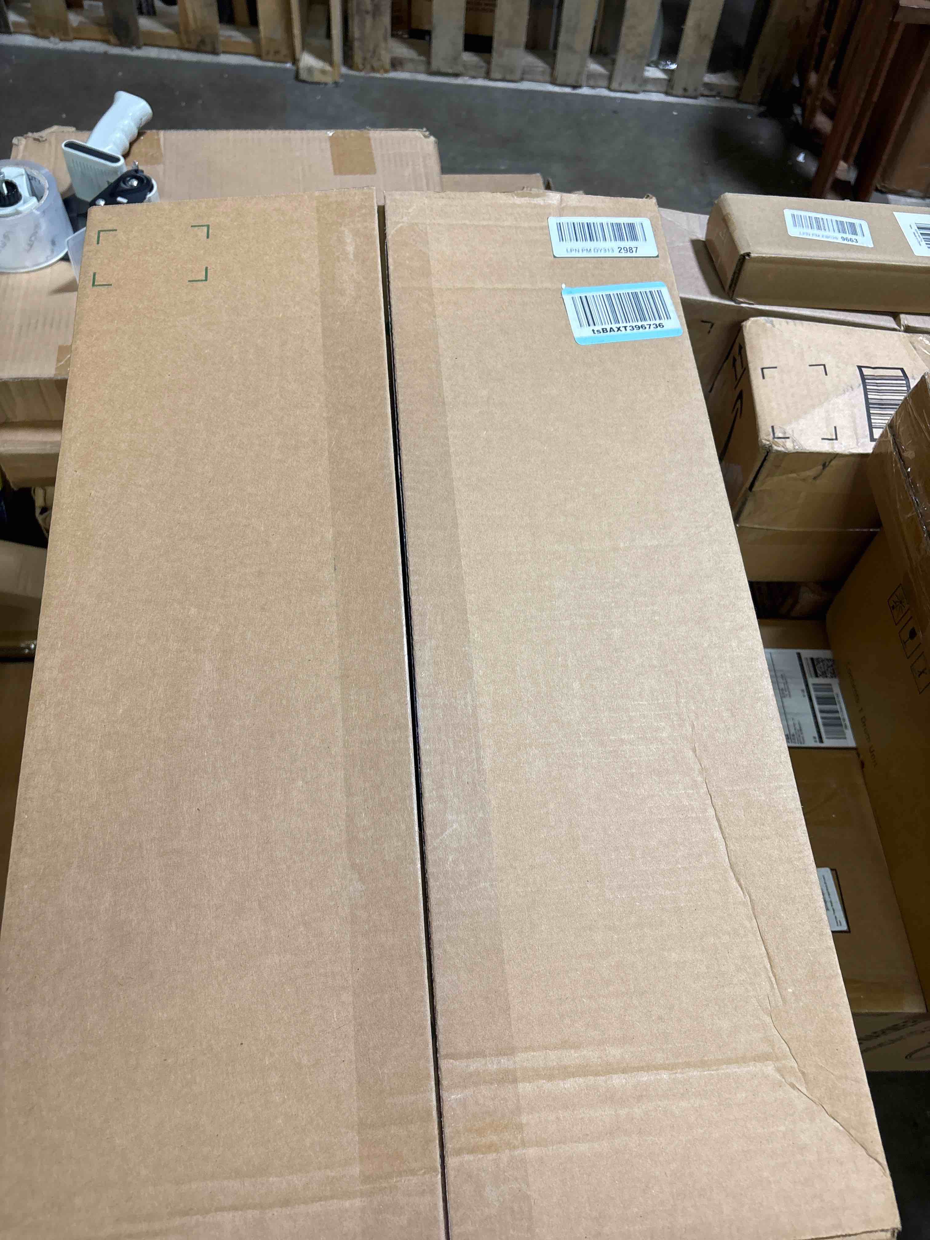 https://s3.amazonaws.com/lotting-images-prod/phillipi/GRA2164729_1756325374155.jpeg