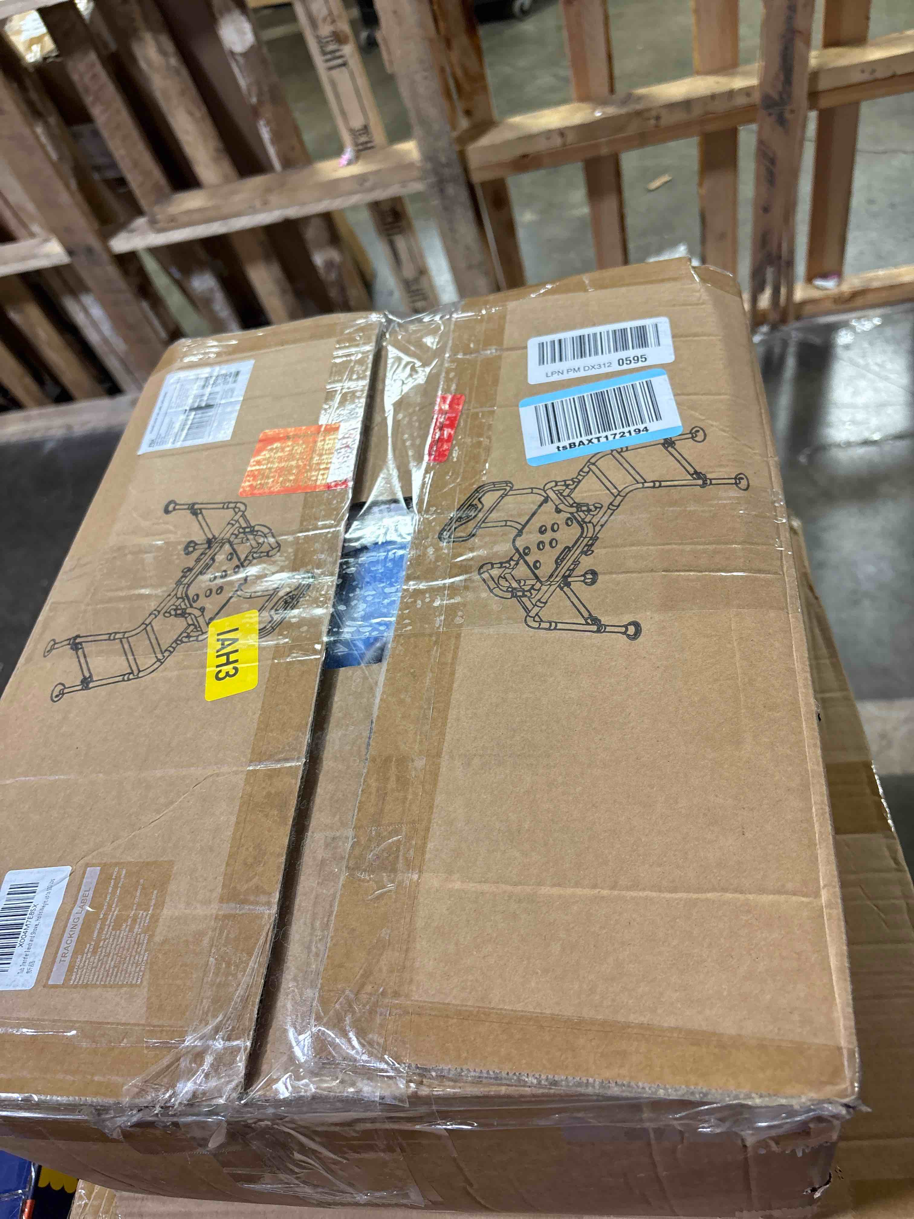 https://s3.amazonaws.com/lotting-images-prod/phillipi/GRA2164732_1756324936433.jpeg