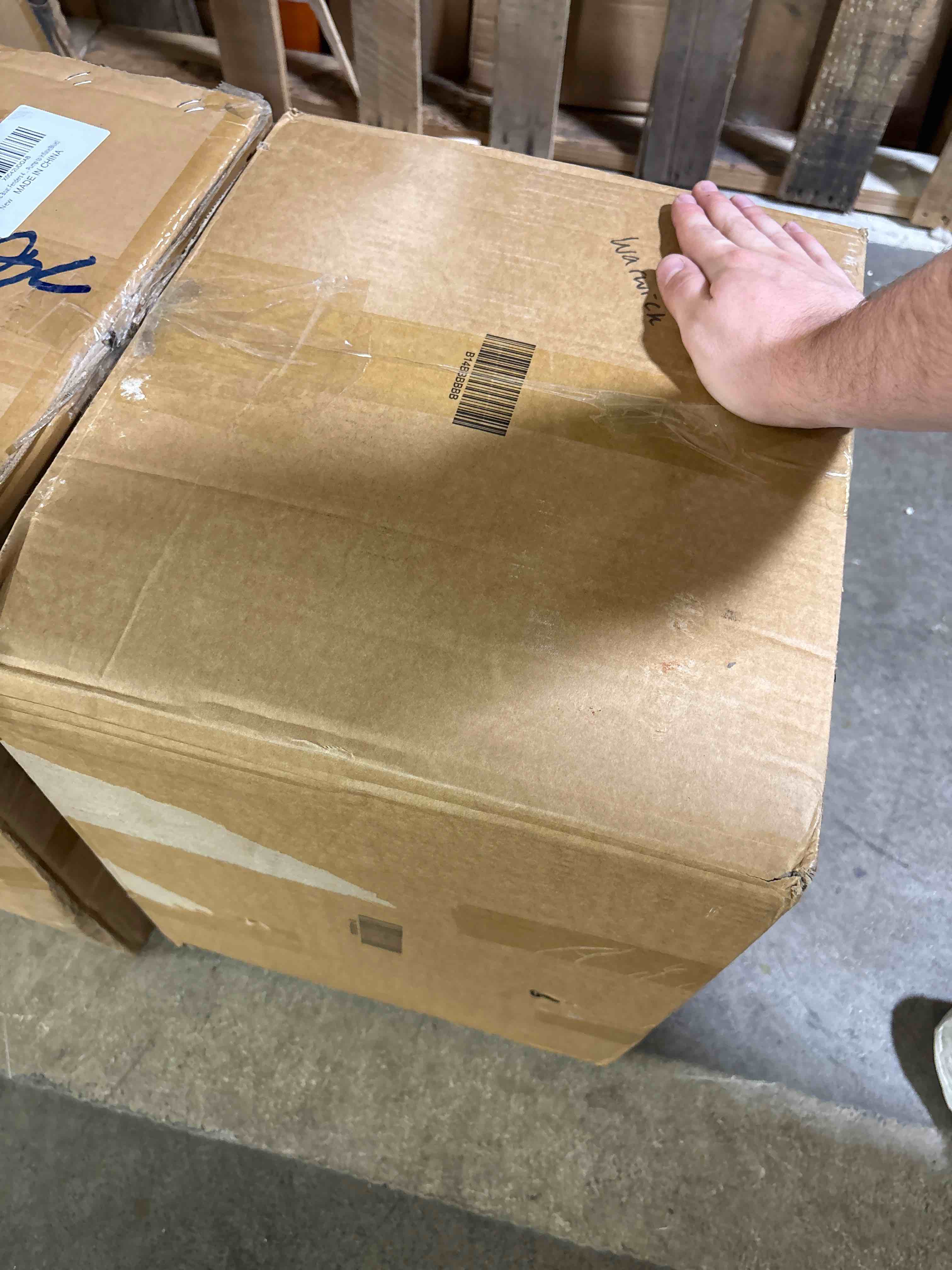 https://s3.amazonaws.com/lotting-images-prod/phillipi/GRA2164734_1756324646738.jpeg