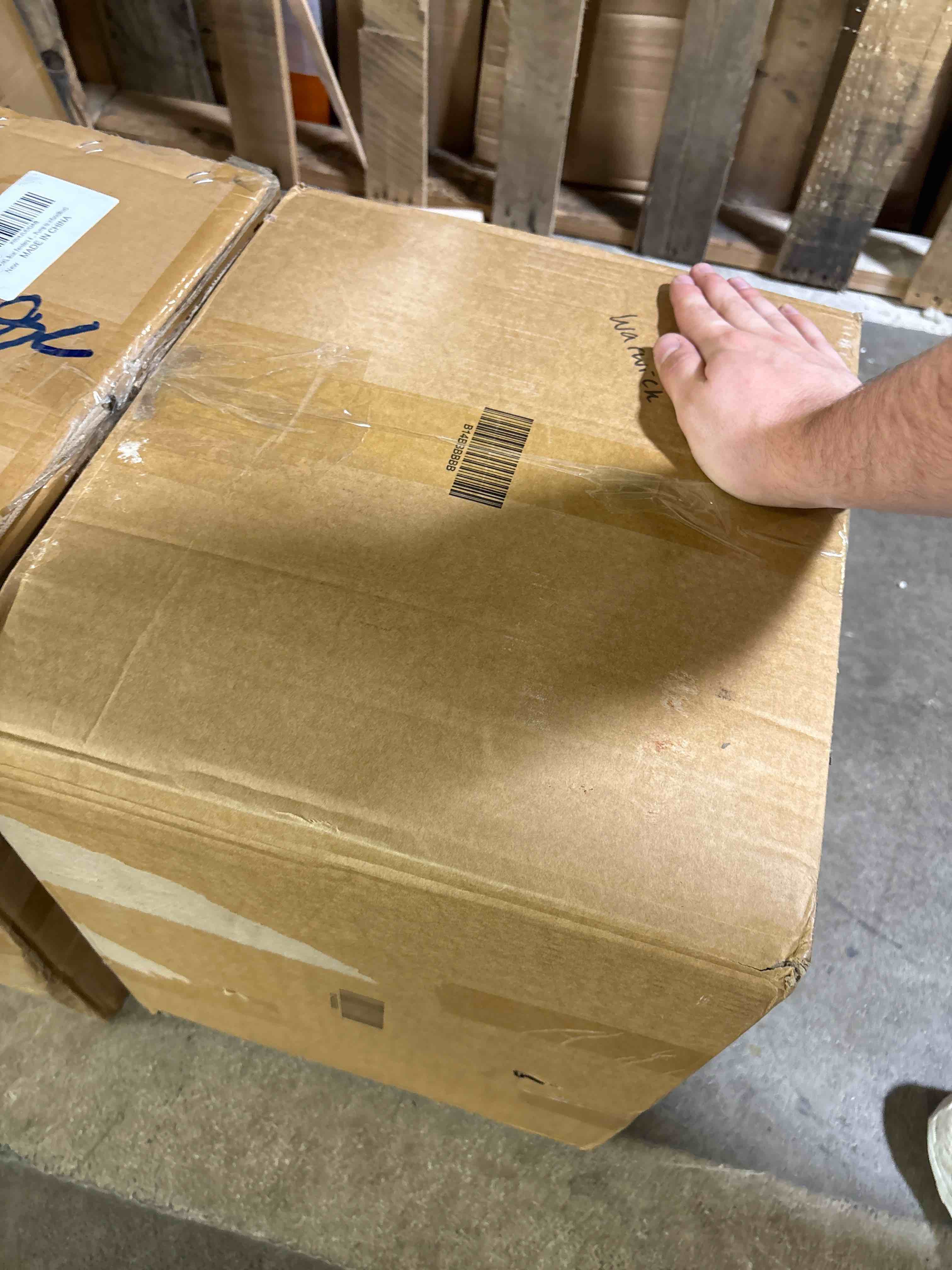 https://s3.amazonaws.com/lotting-images-prod/phillipi/GRA2164734_1756324647761.jpeg